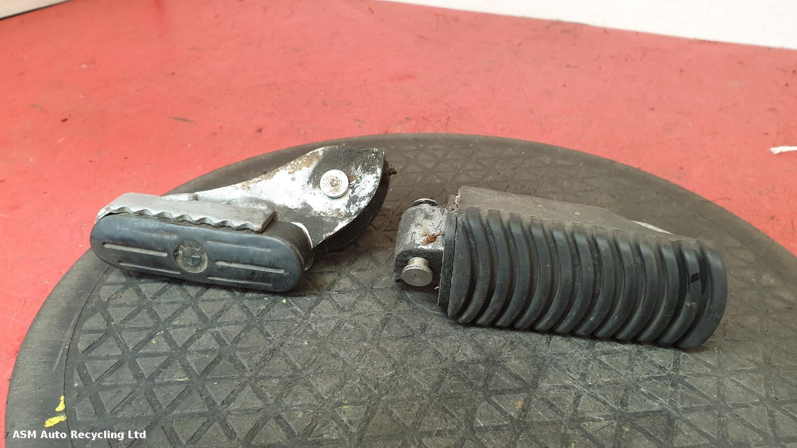 View Auto part Left Footrest Bmw R1200 Gs 2010
