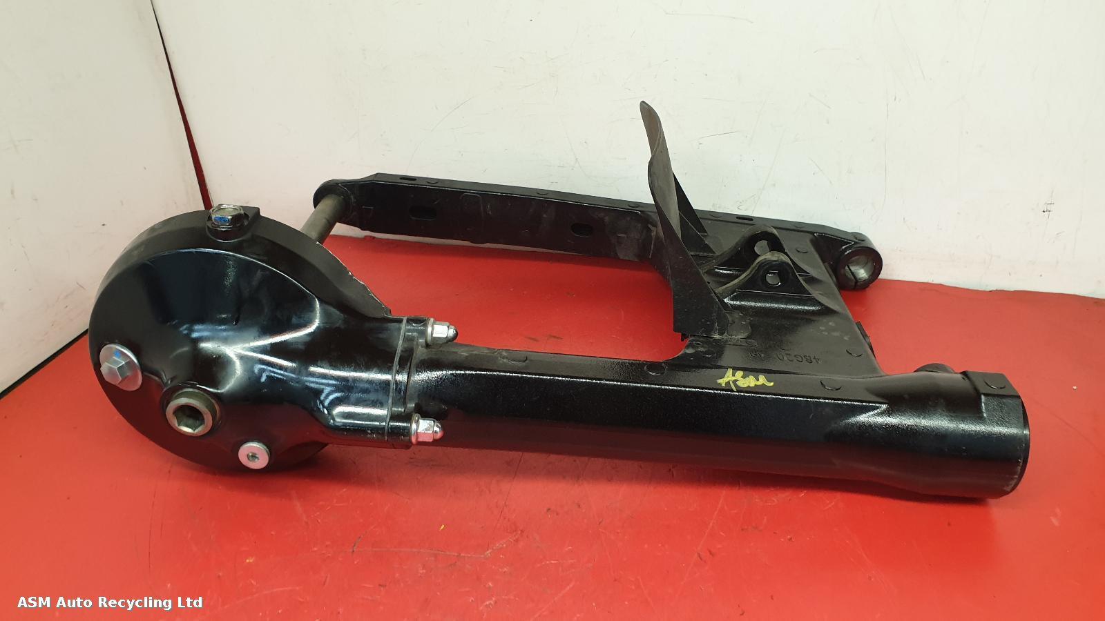 View Auto part Swing Arm Suzuki Vzr 2016