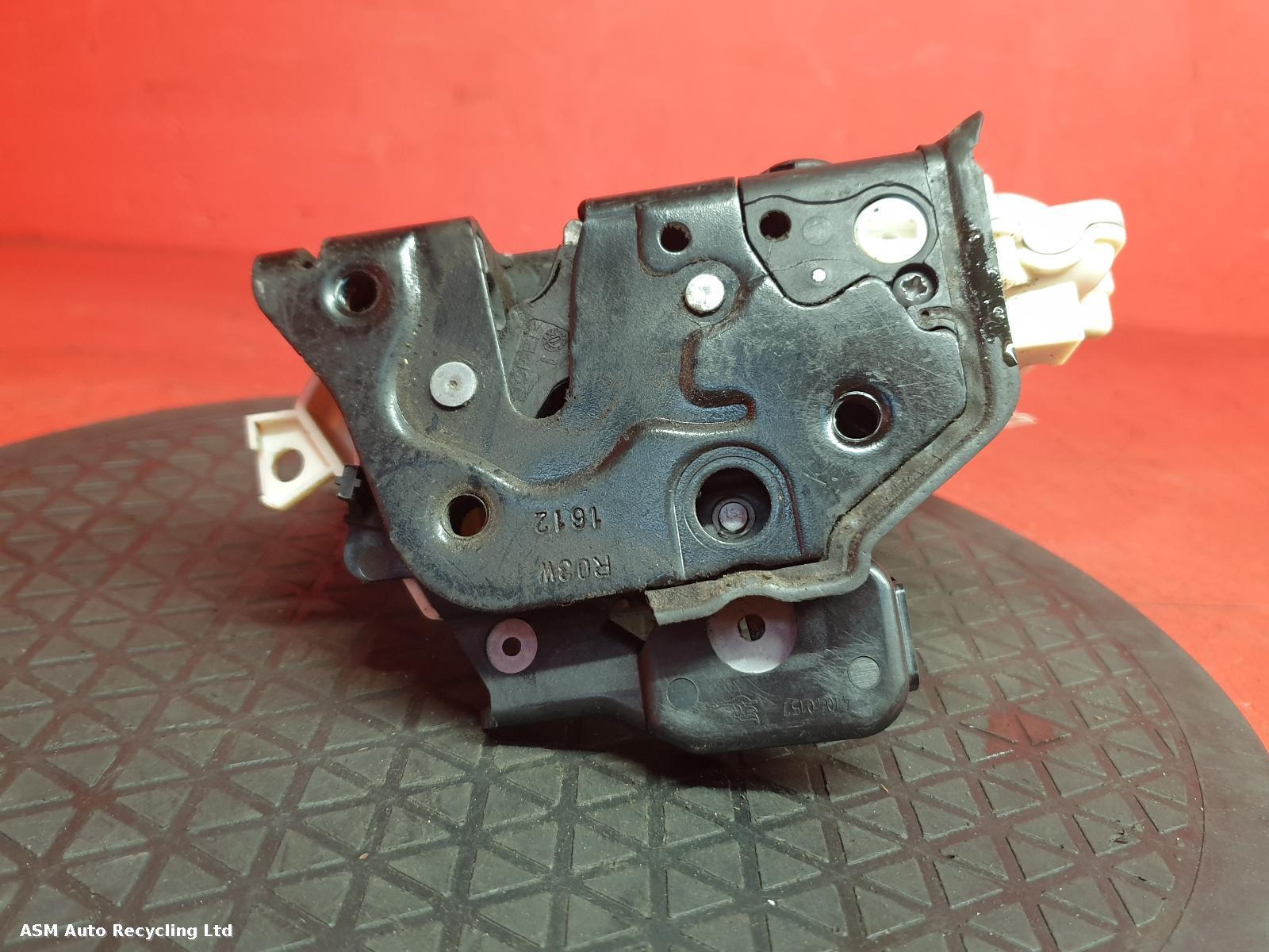 View Auto part Door Lock Assembly Audi A3 2012