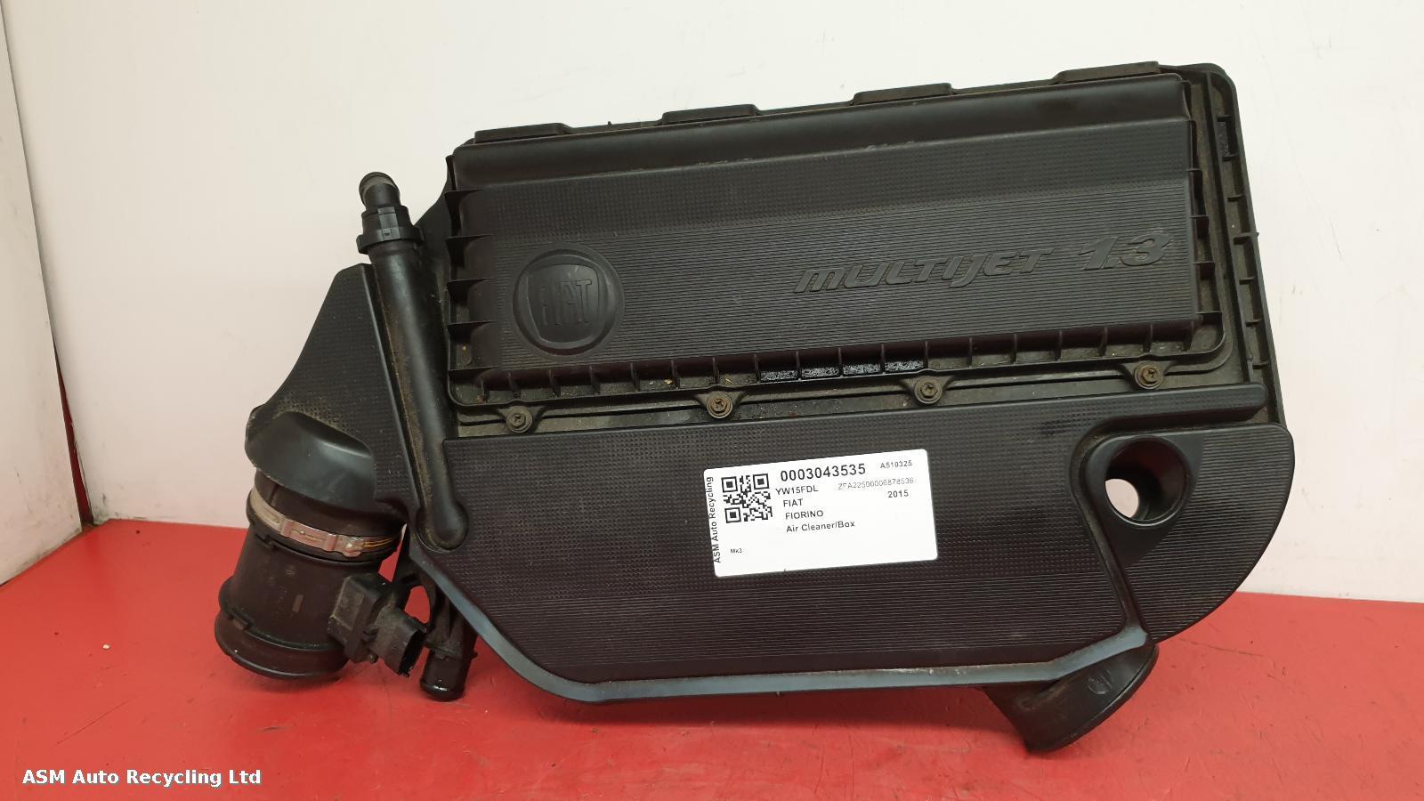 View Auto part Air Cleaner/Box Fiat Fiorino 2015