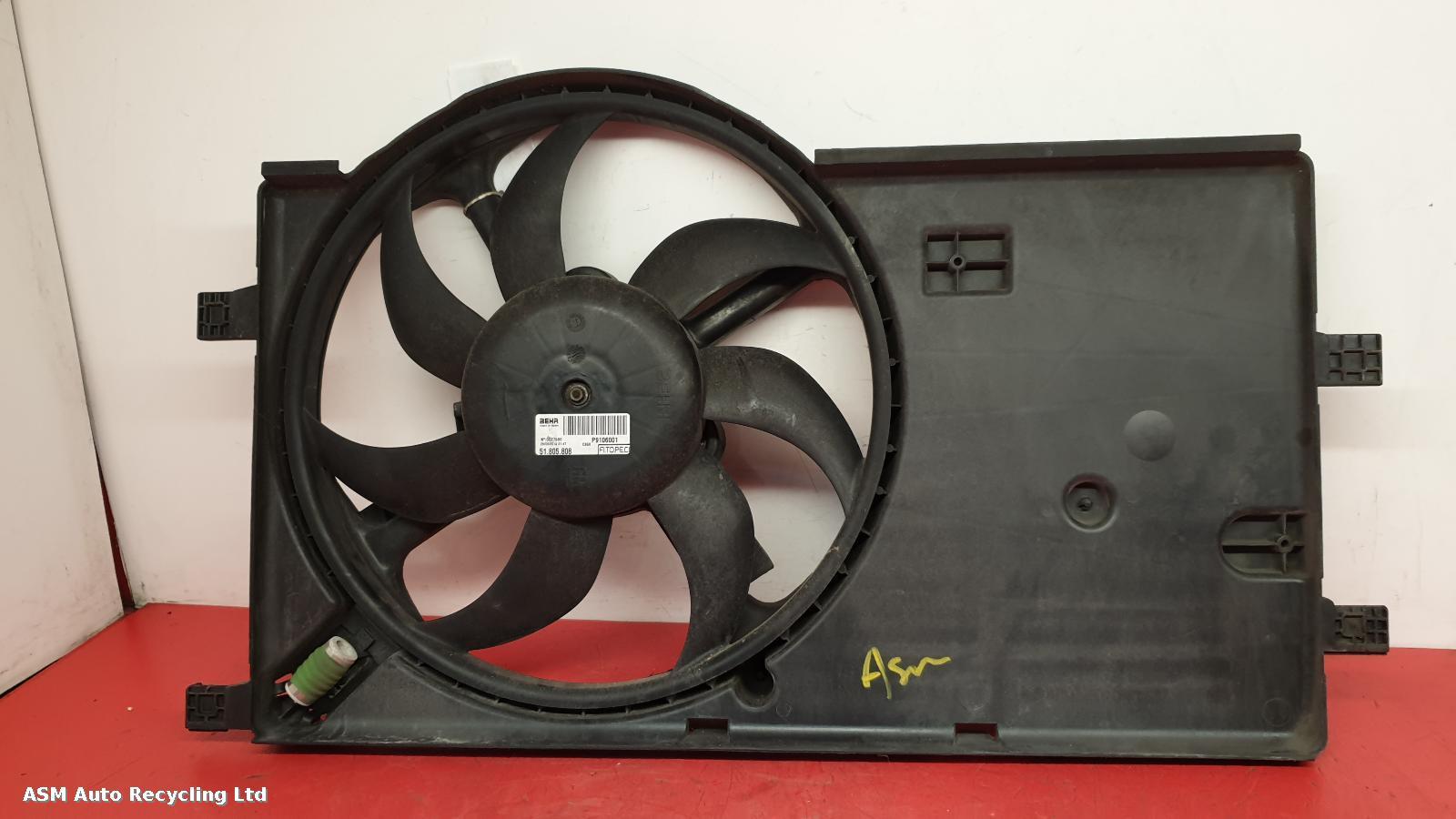 View Auto part Engine Cooling Motor Fiat Fiorino 2015