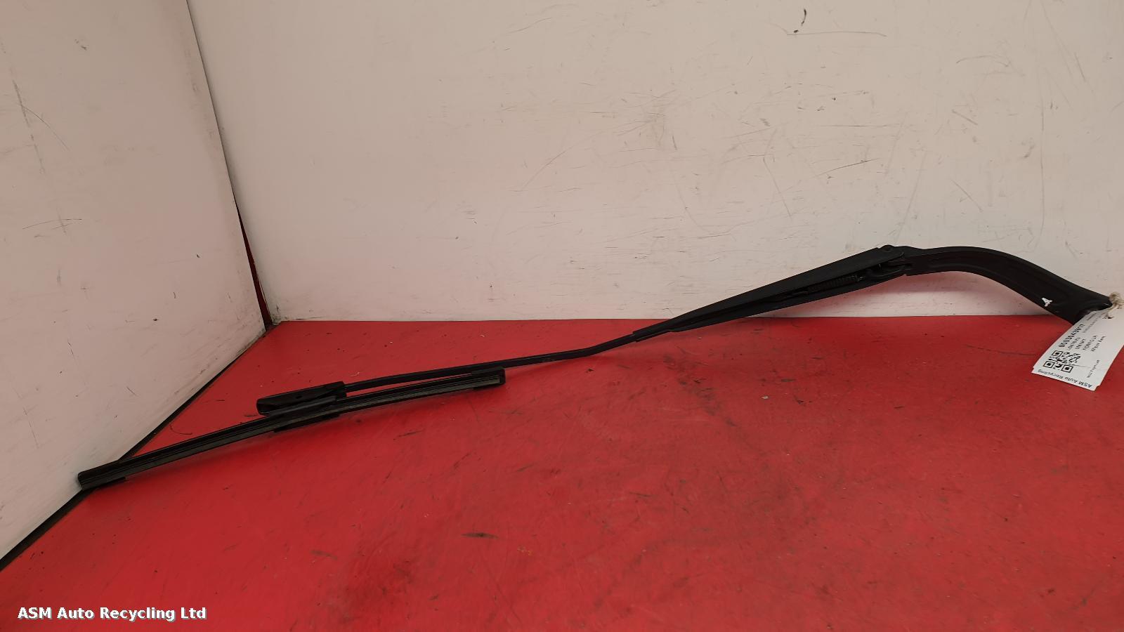 View Auto part Wiper Arm Smart Forfour 2017