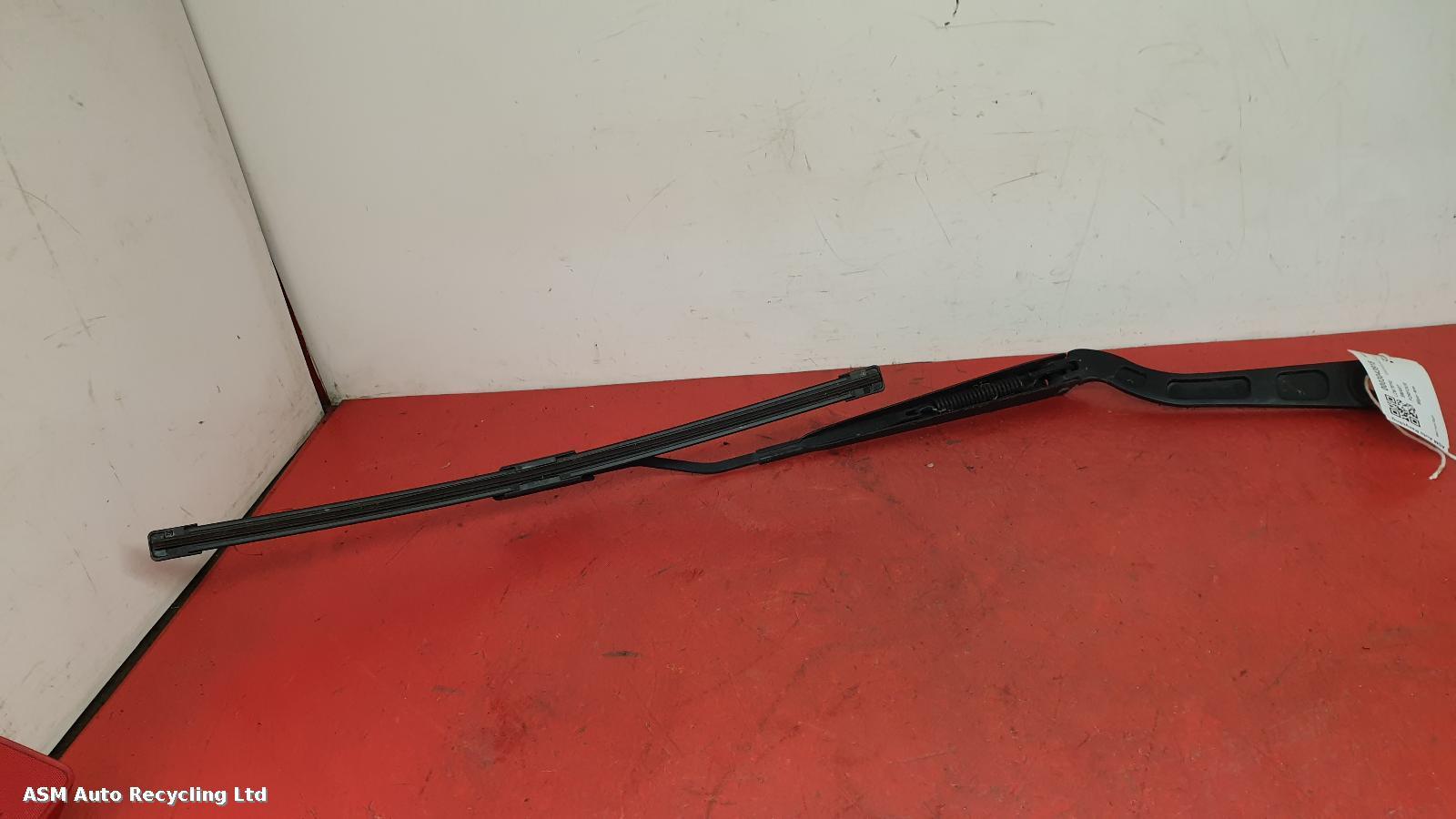 View Auto part Wiper Arm Smart Forfour 2017