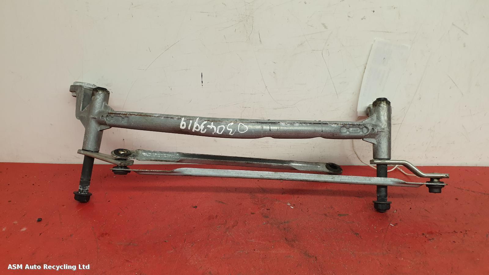 View Auto part Wiper Linkage Smart Forfour 2017