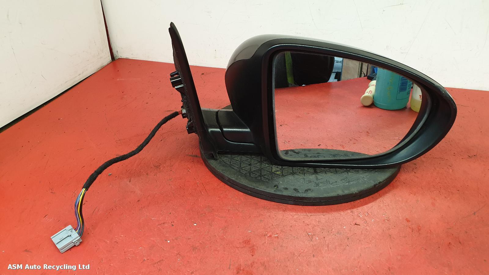 View Auto part R Door Mirror Nissan Qashqai 2011