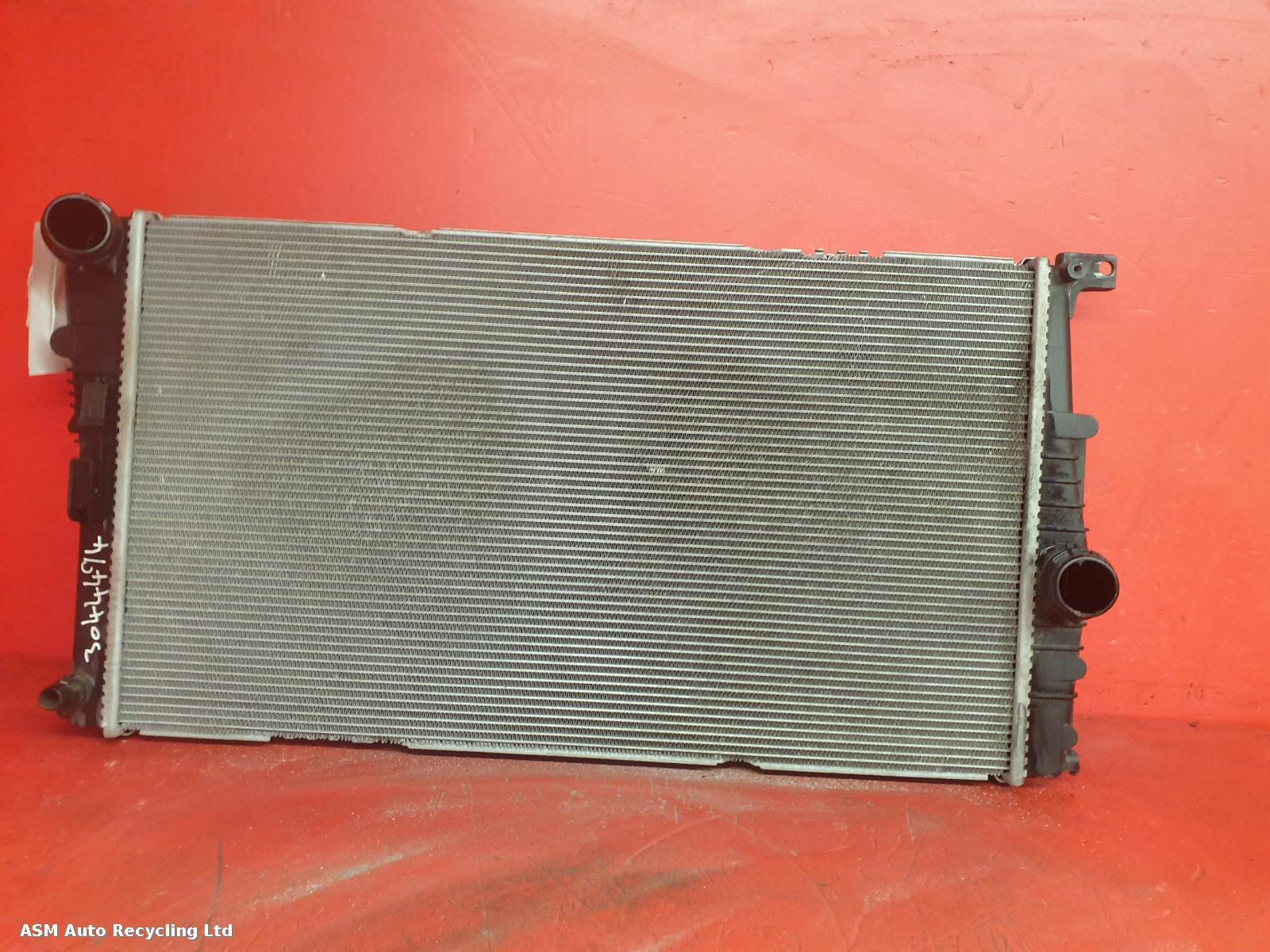 View Auto part Radiator Bmw 4 Series 2015