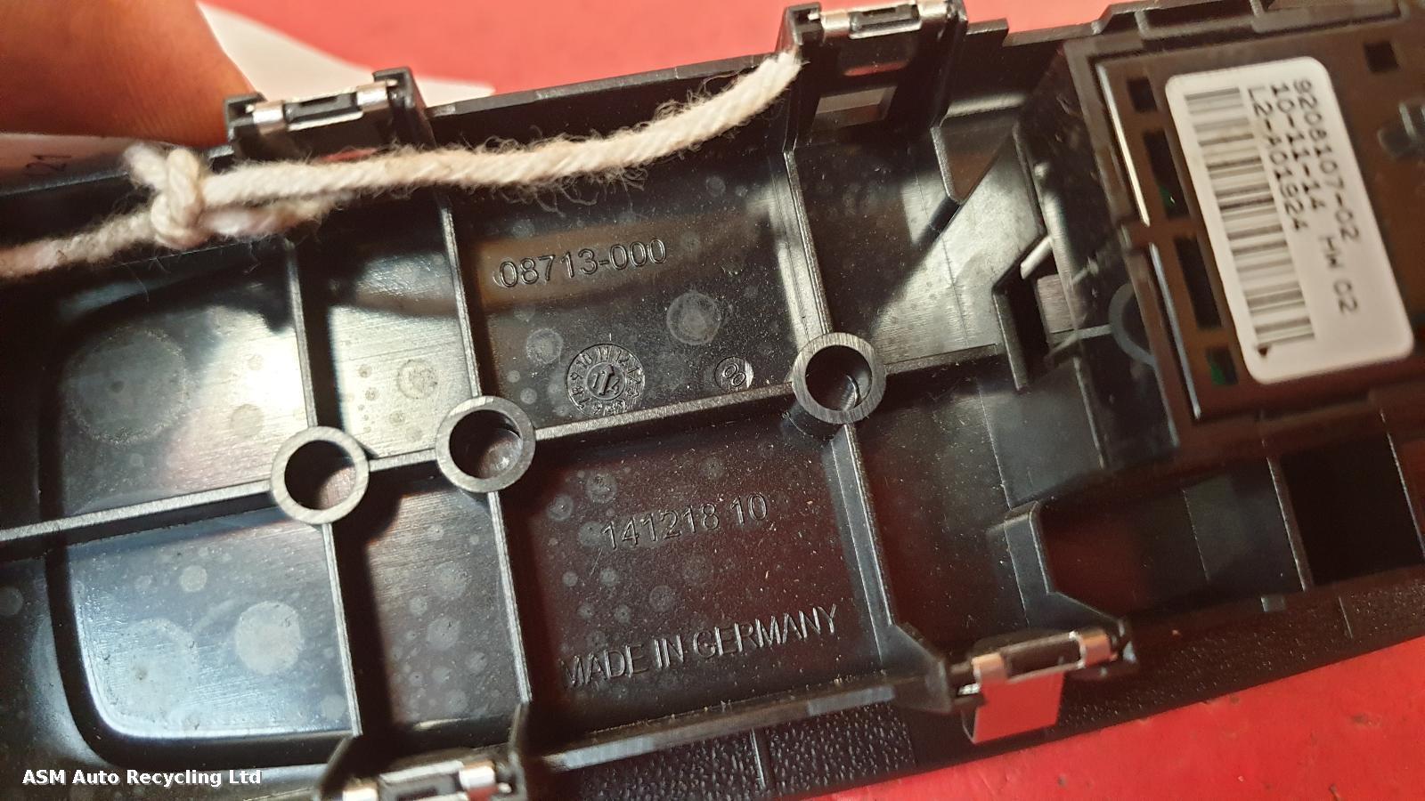 View Auto part Elect. Window Switch Bmw 4 Series 2015
