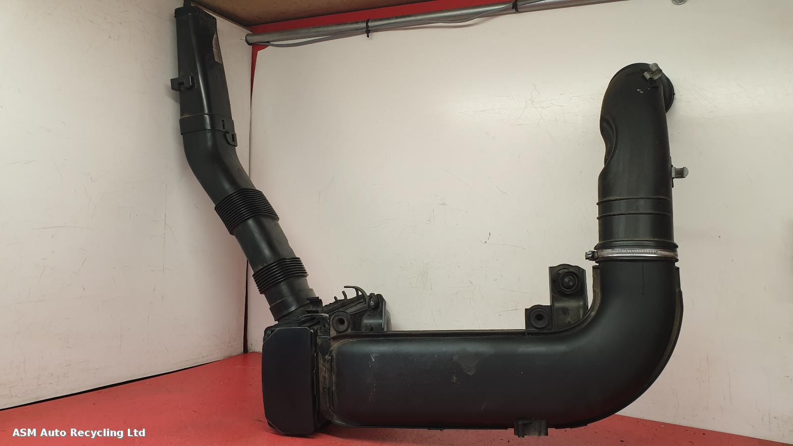 View Auto part Air Cleaner/Box Bmw 4 Series 2015