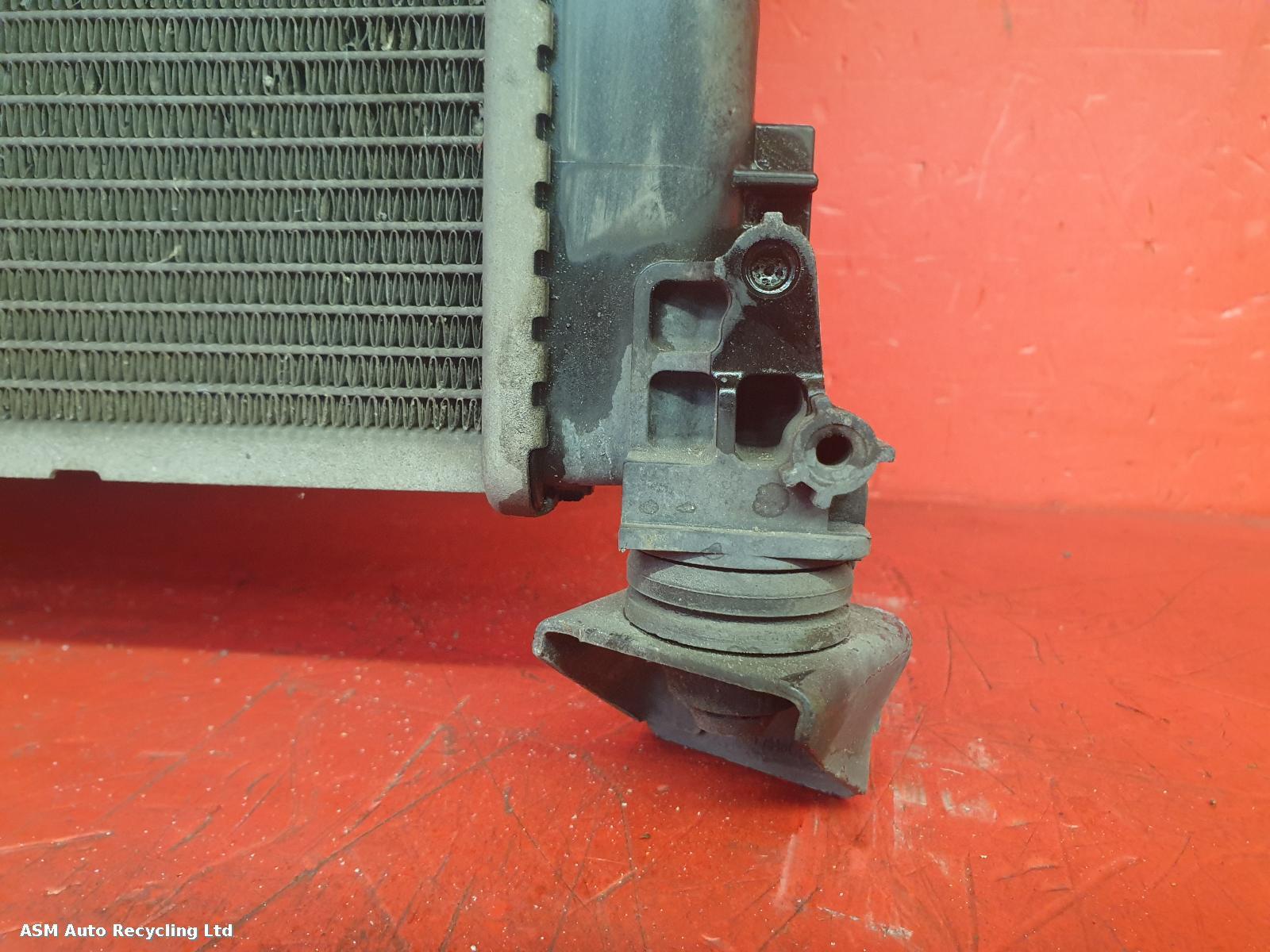 View Auto part Radiator Fiat 500 2009