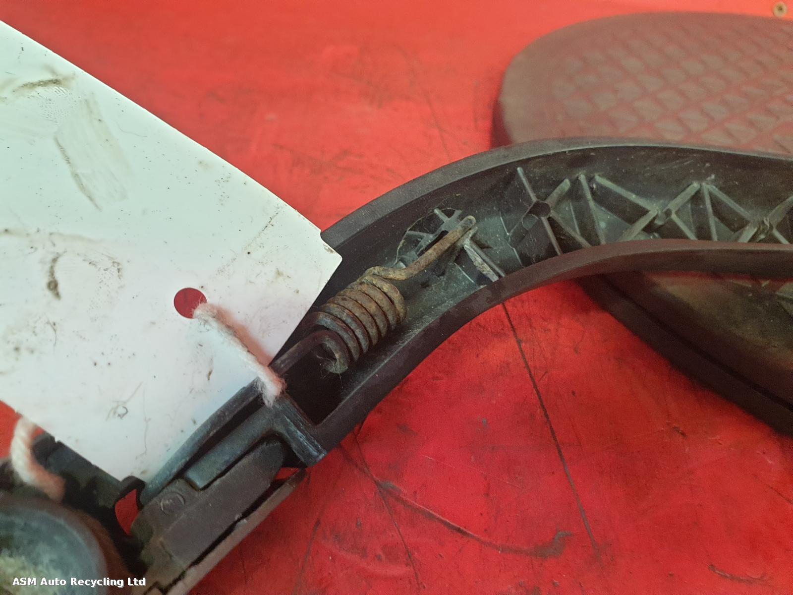 View Auto part Wiper Arm Suzuki Alto 2011