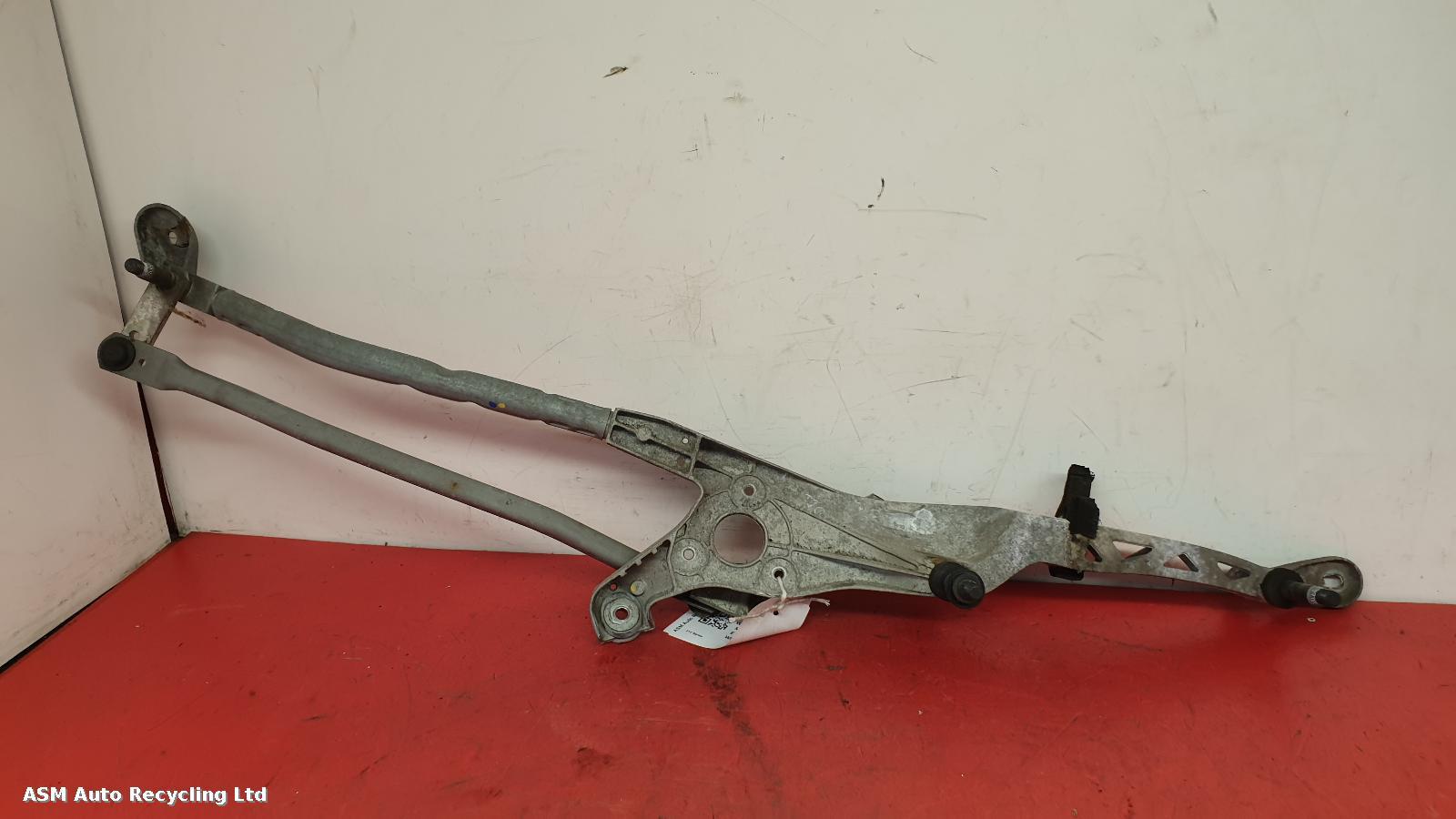 View Auto part Wiper Linkage Mercedes E Class 2010