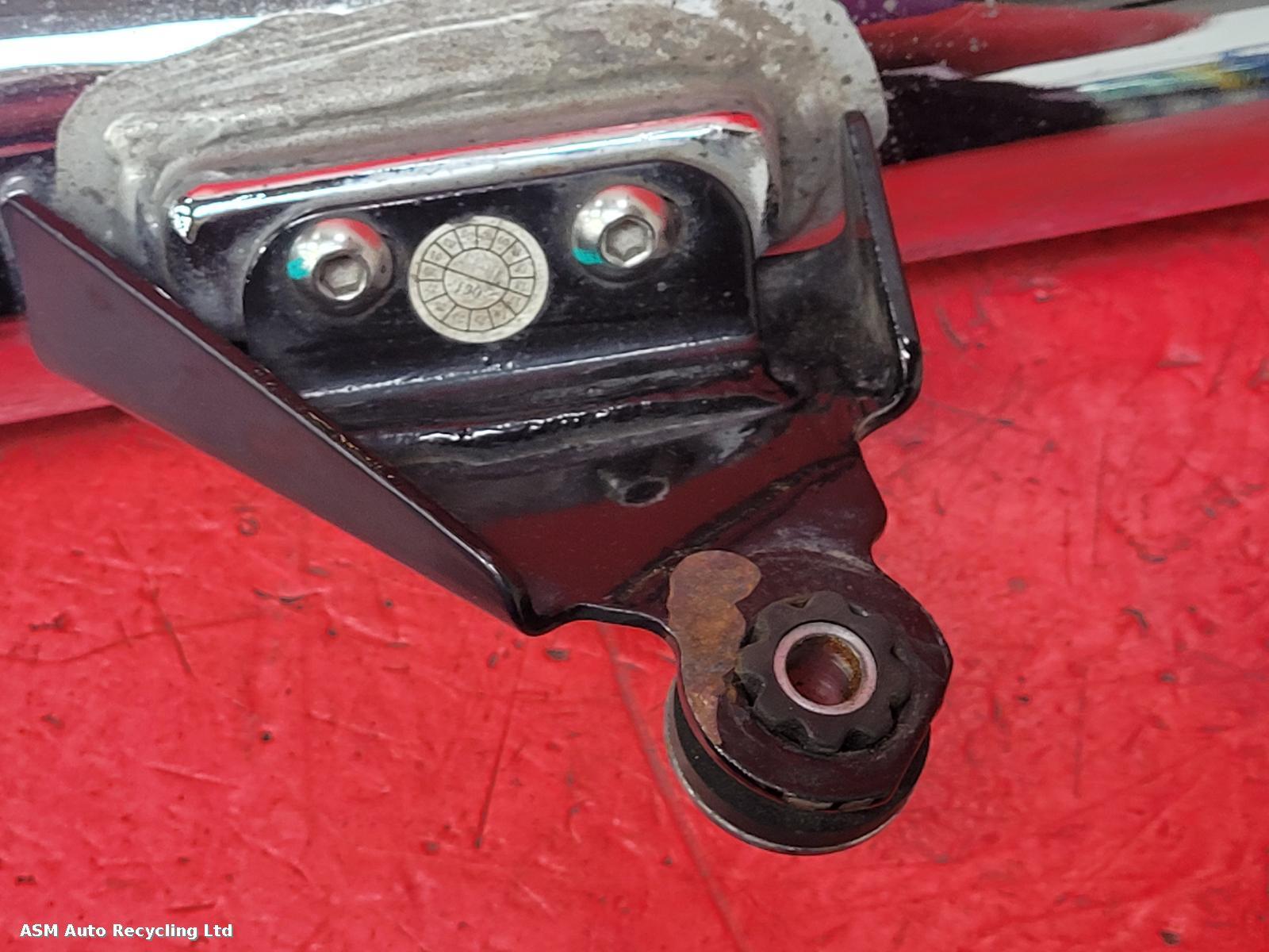 View Auto part Exhaust System Triumph Bonneville 2014