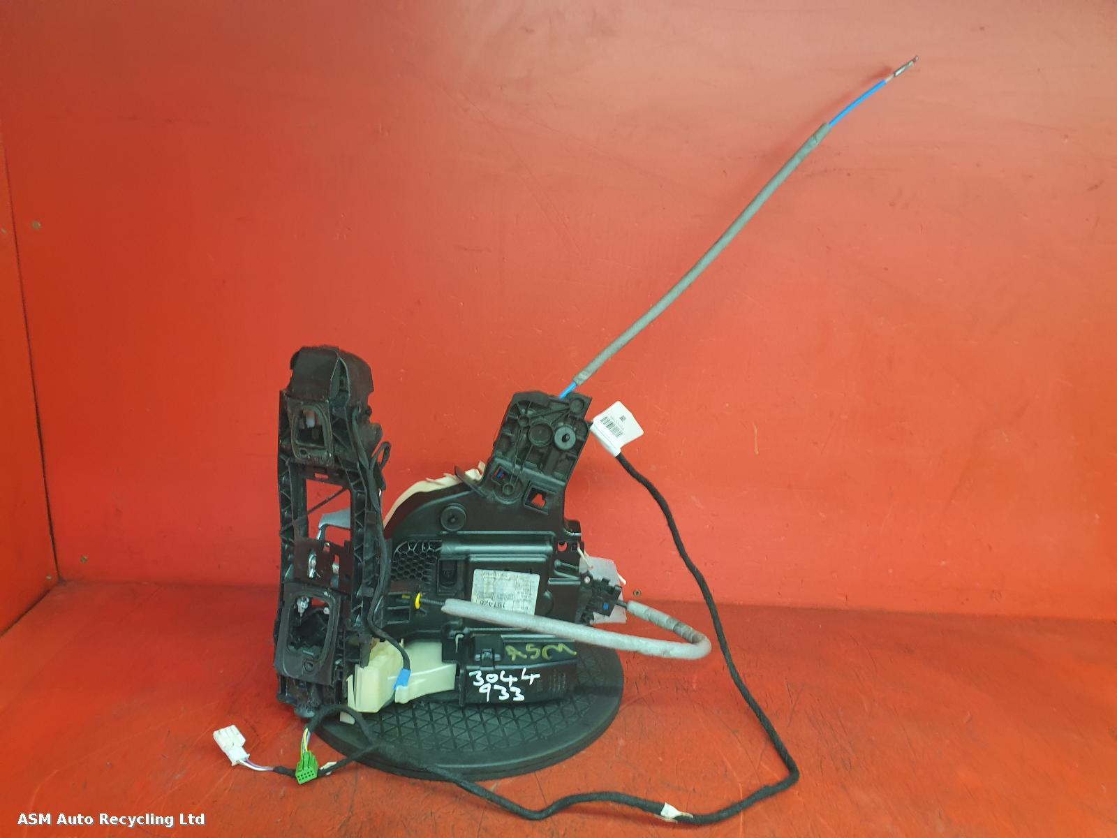 View Auto part Door Lock Assembly Mercedes E Class 2018