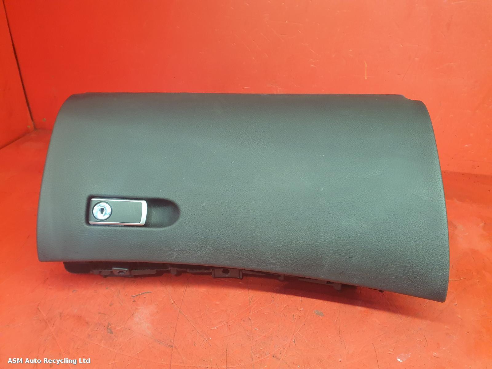View Auto part Glove Box Mercedes E Class 2018