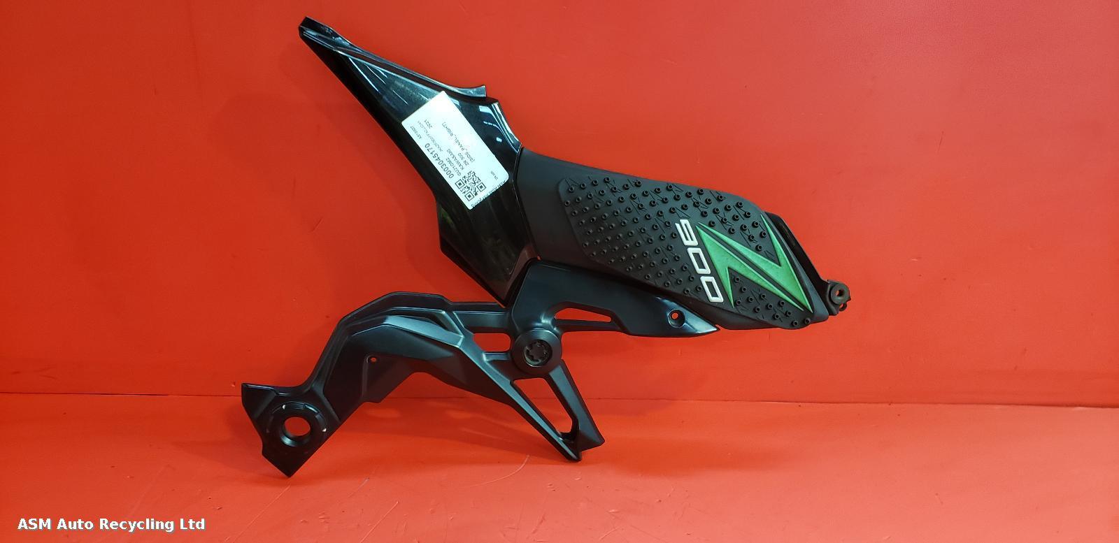 View Auto part Side Panel Right Kawasaki Zr 900 2021