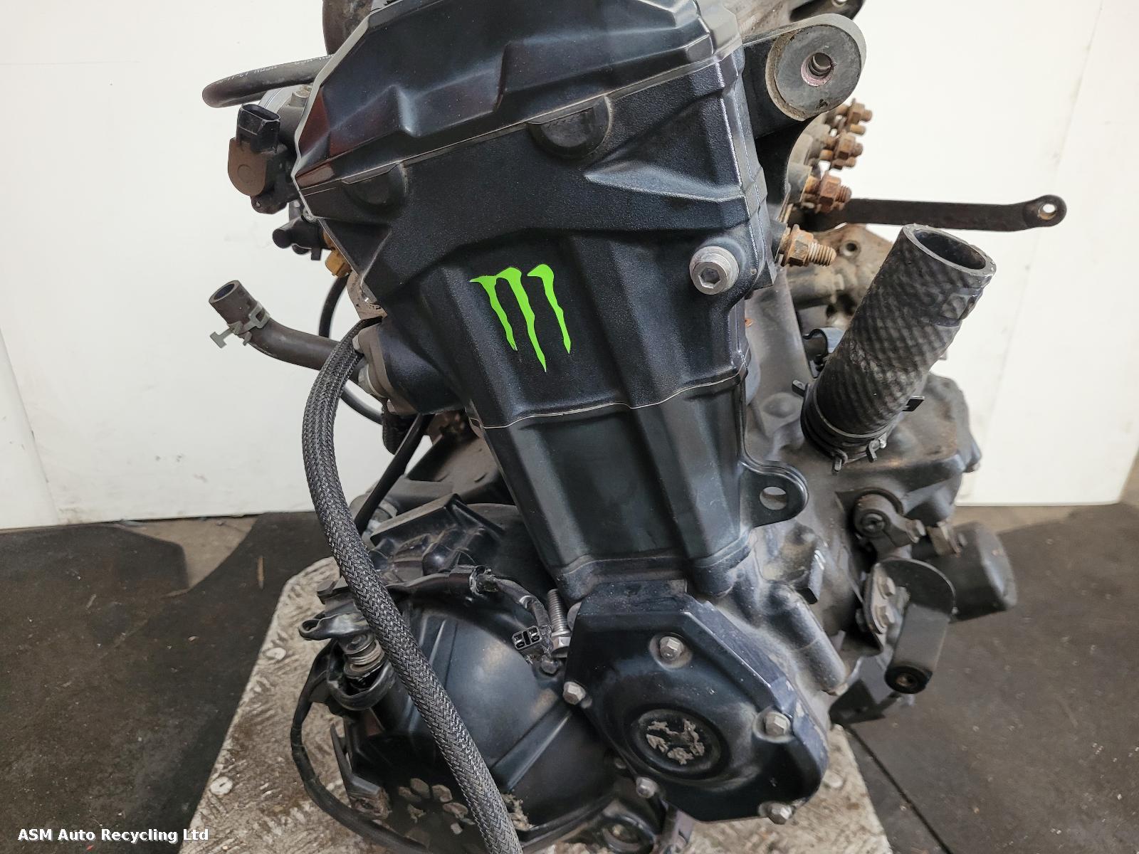 View Auto part Engine Kawasaki Zr 900 2021