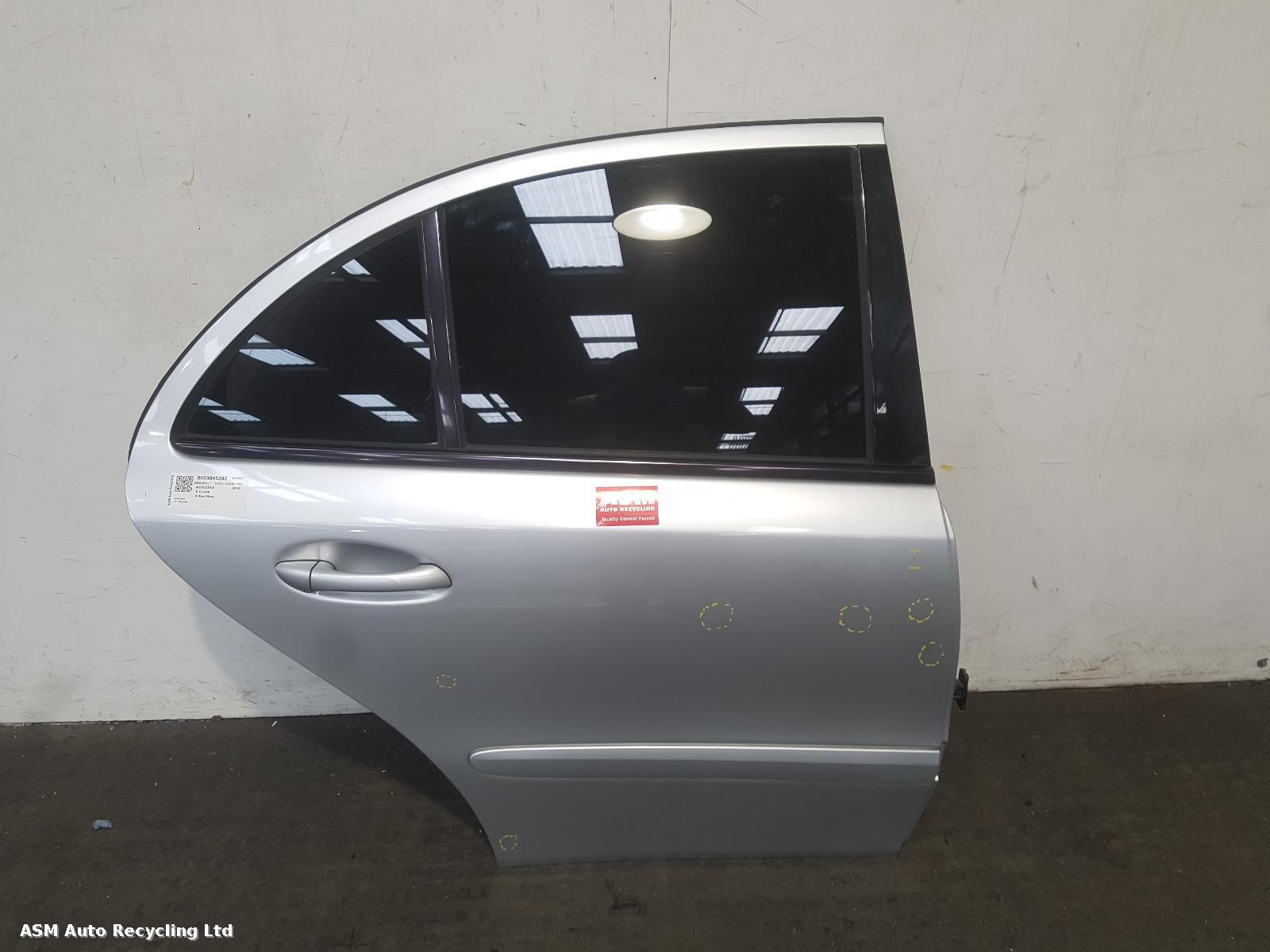 View Auto part R Rear Door Mercedes E Class 2009