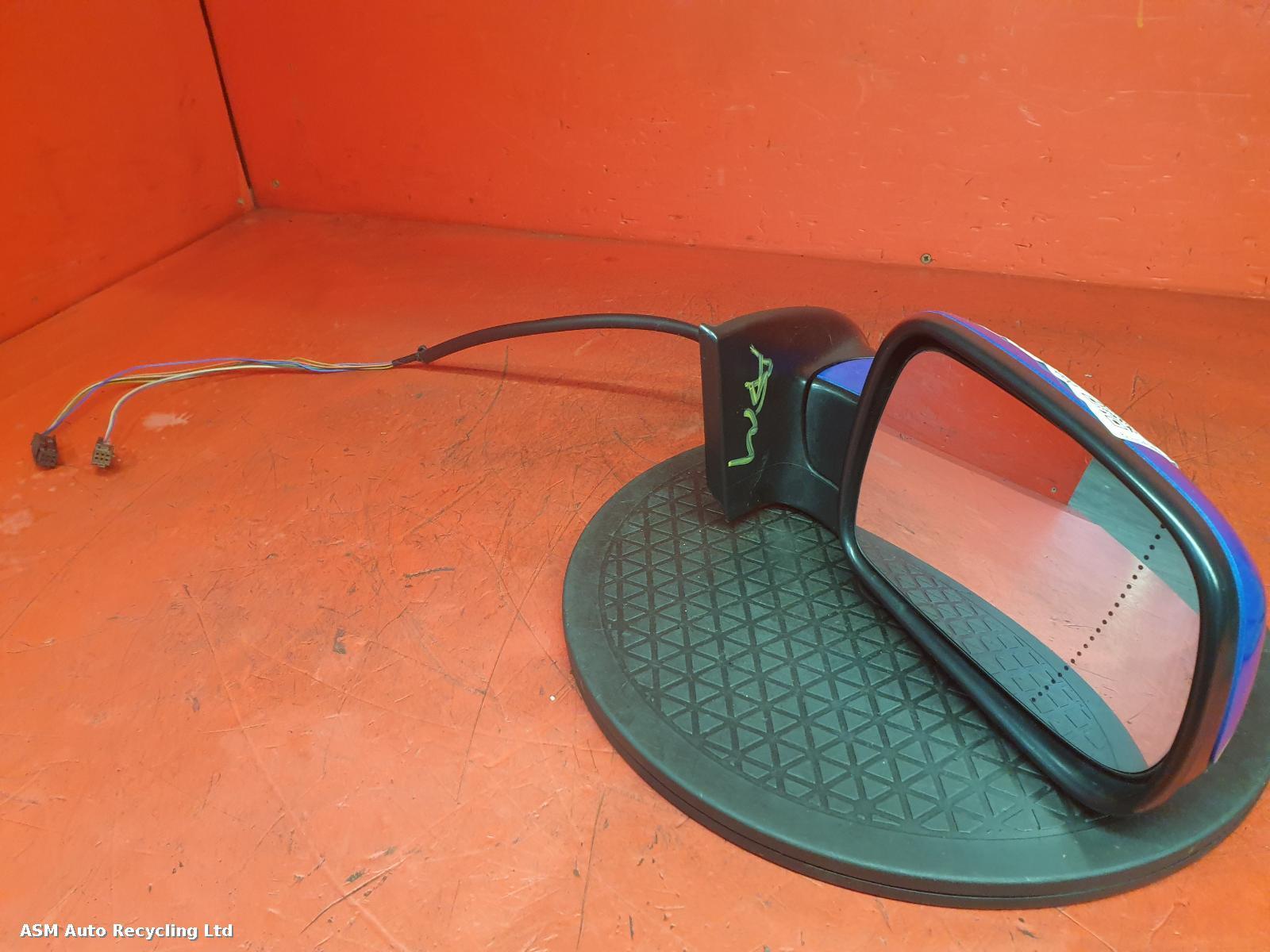 View Auto part R Door Mirror Peugeot 307 2006