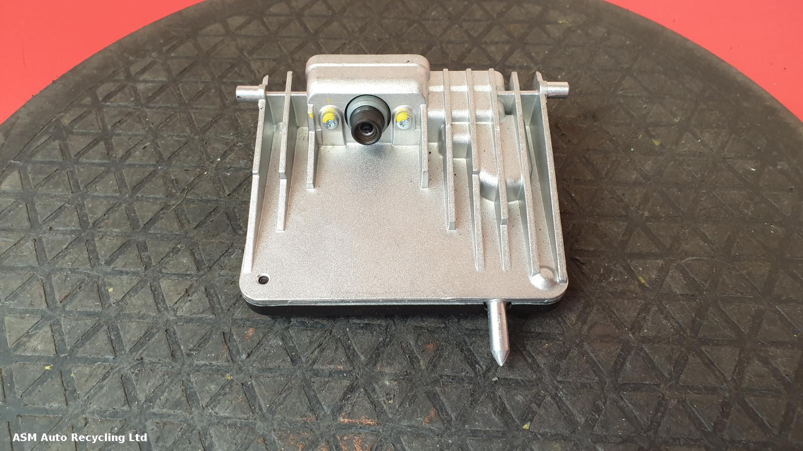 View Auto part Camera Mercedes E Class 2018