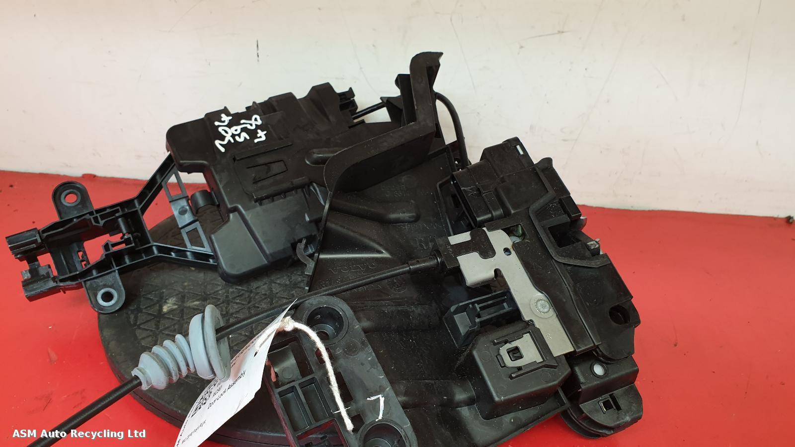 View Auto part Door Lock Assembly Volvo Xc90 2018