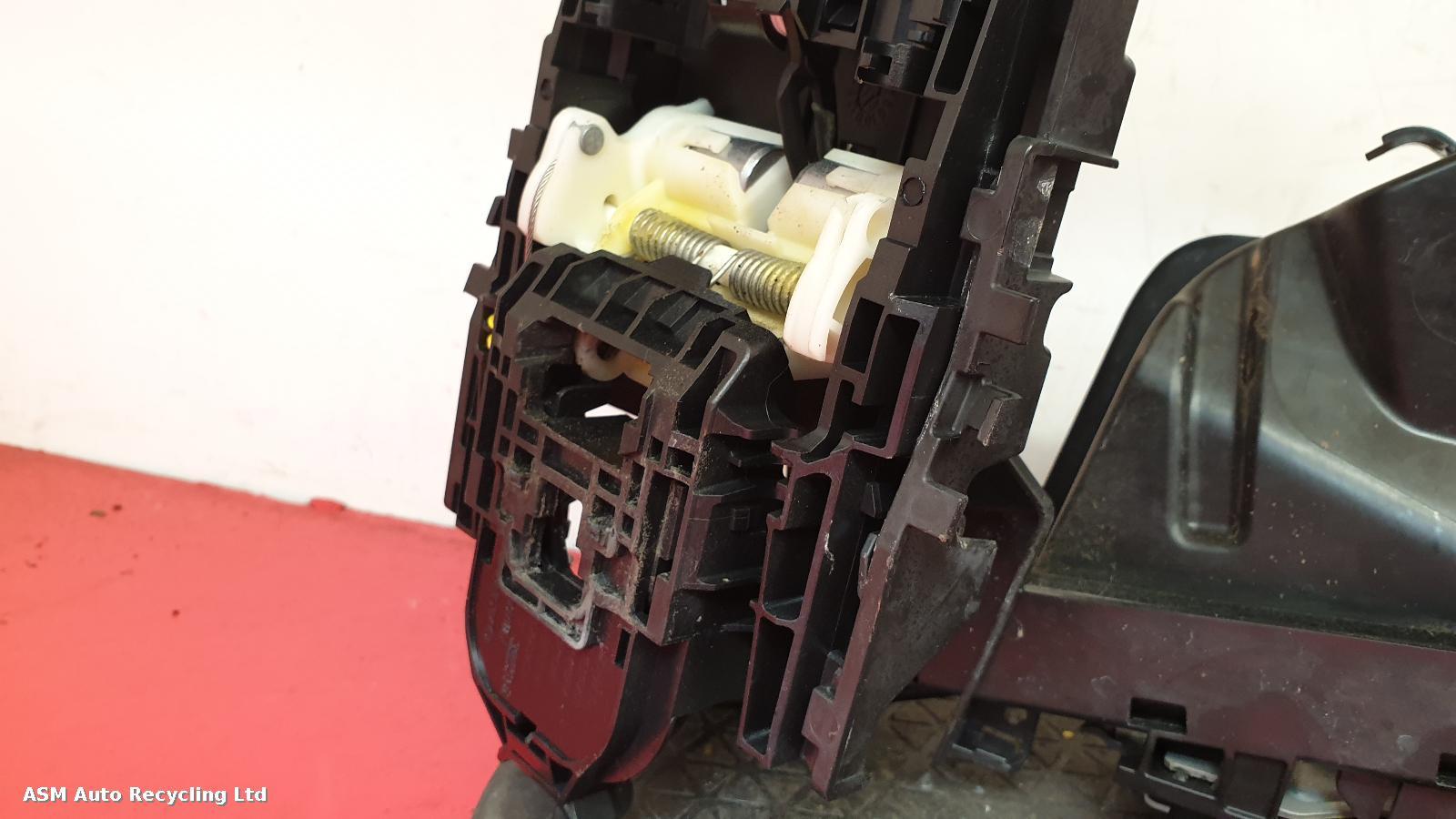 View Auto part Door Lock Assembly Volvo Xc90 2018