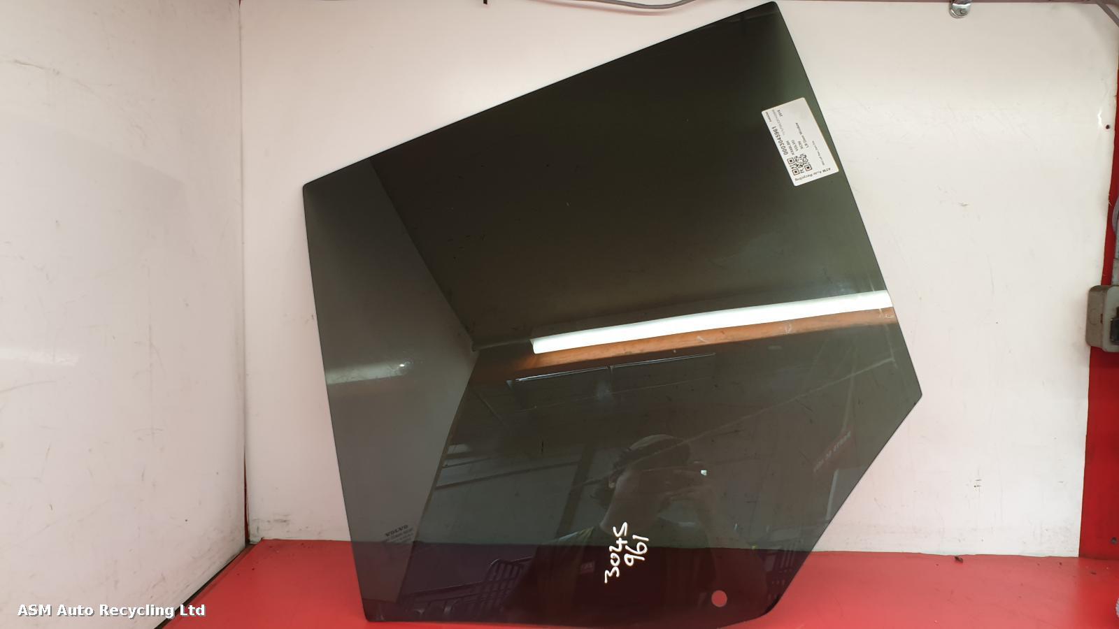 View Auto part LR Door Window Volvo Xc90 2018