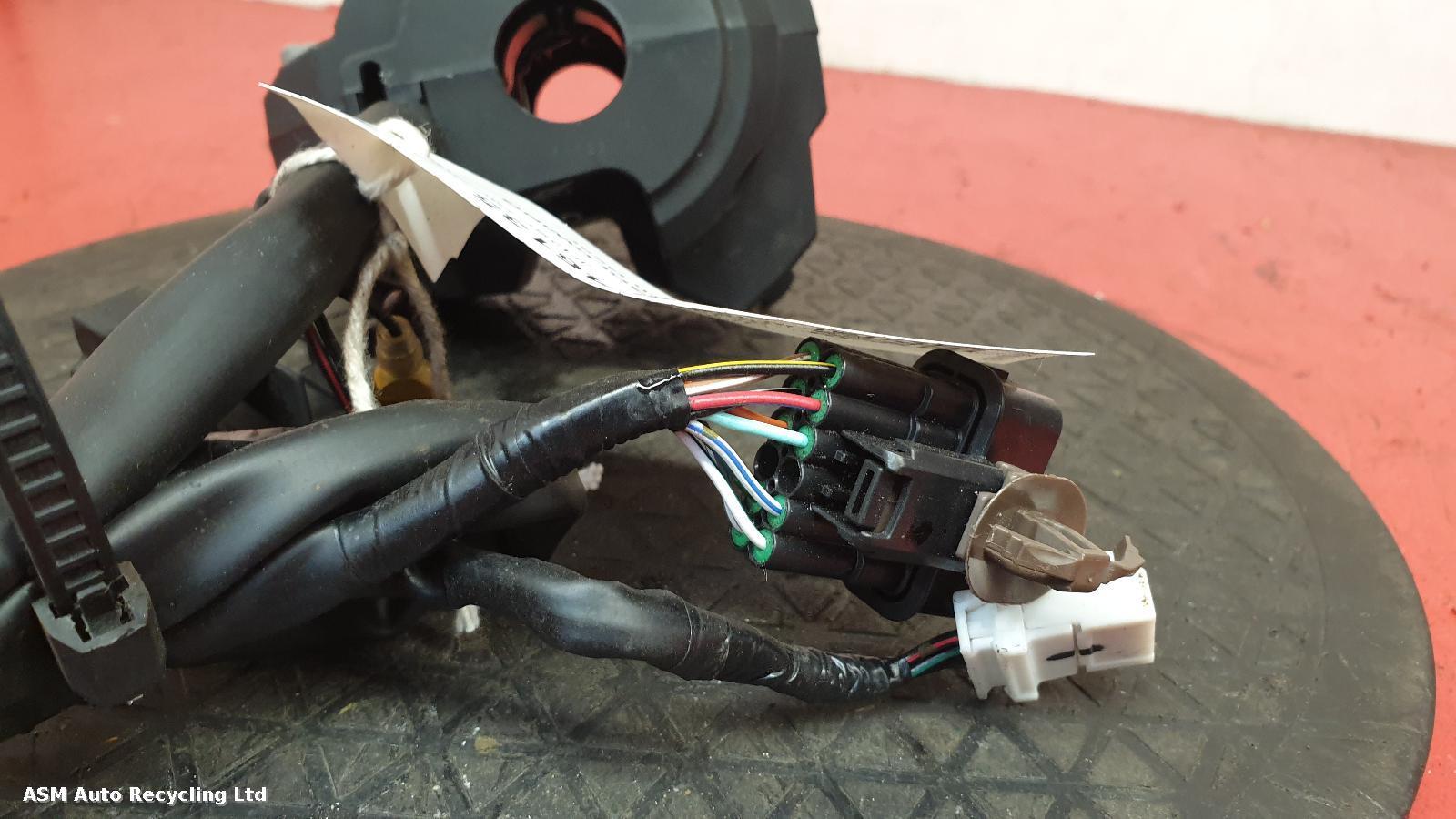 View Auto part LH Switch Gear Honda Gl1800 Goldwing 2019