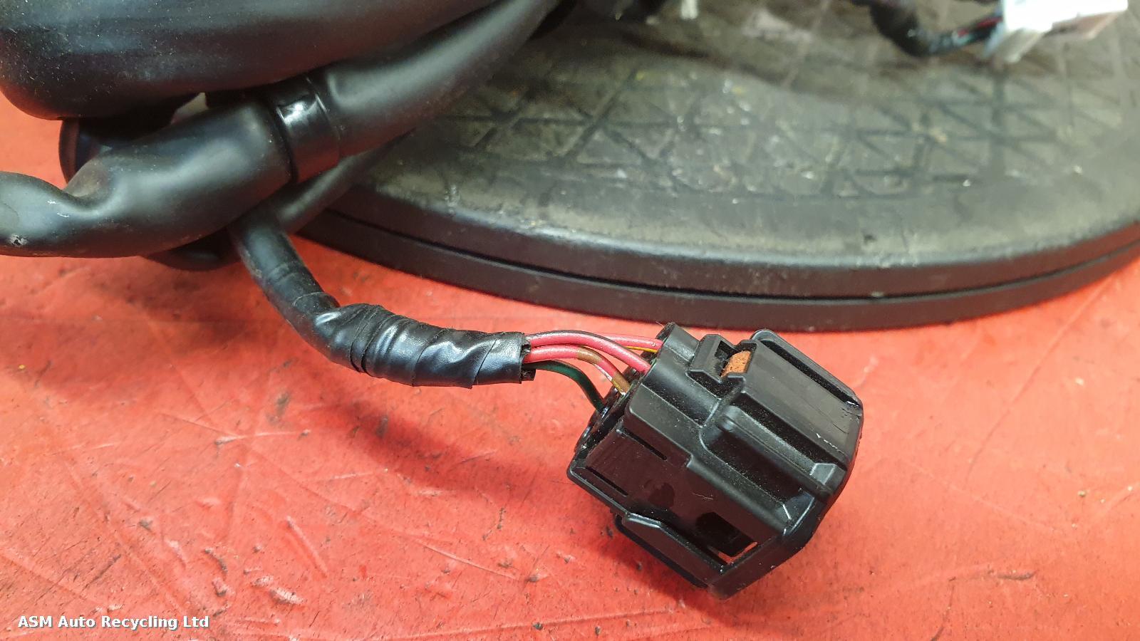 View Auto part LH Switch Gear Honda Gl1800 Goldwing 2019