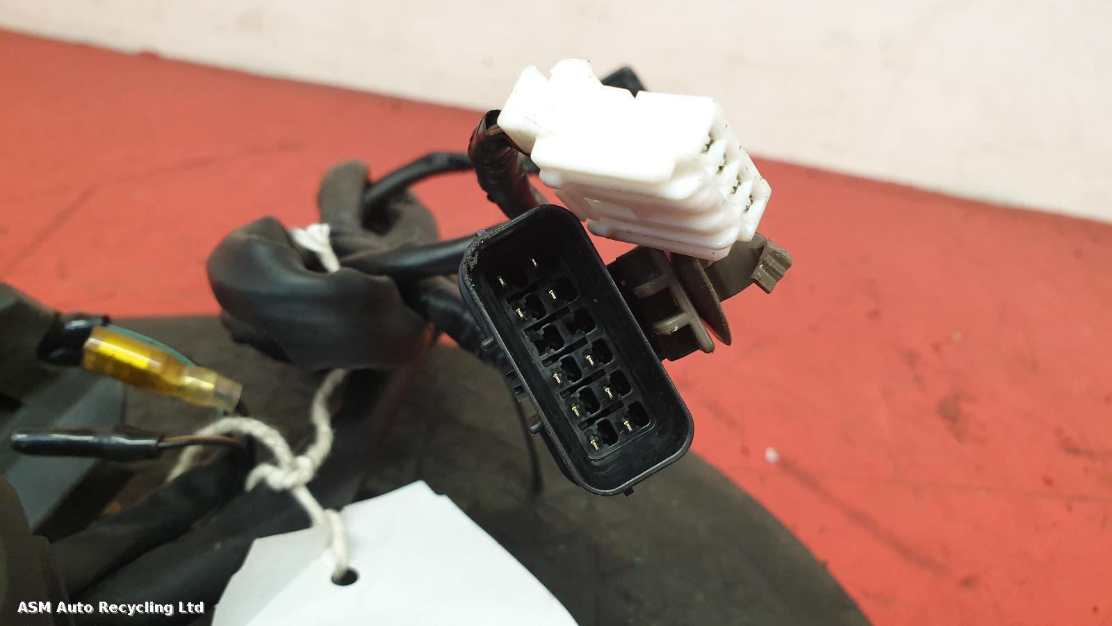 View Auto part LH Switch Gear Honda Gl1800 Goldwing 2019