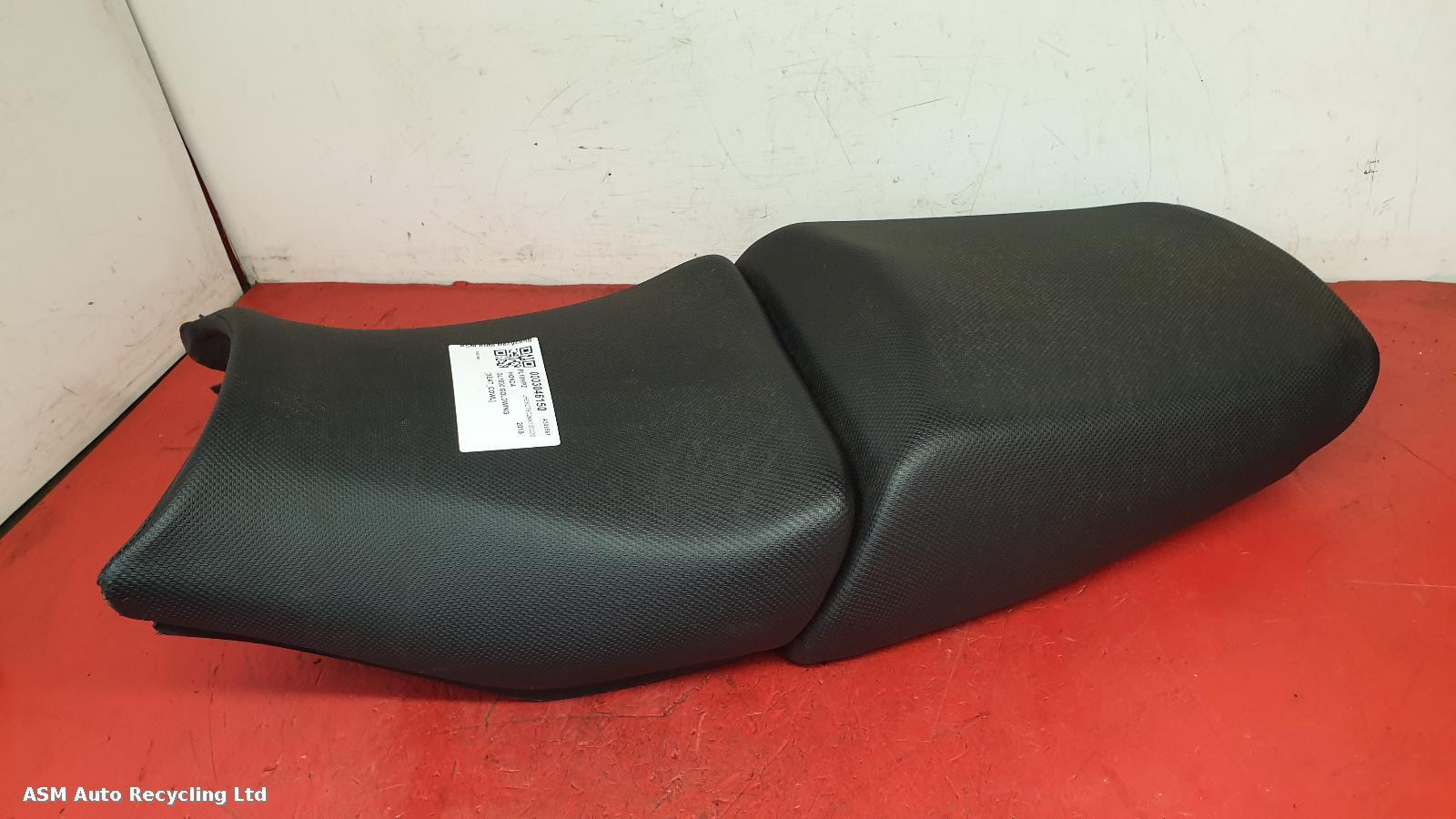 View Auto part Seat Cowl Honda Gl1800 Goldwing 2019