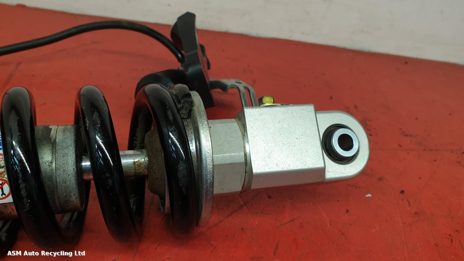 View Auto part Rear Shock Absorber Honda Gl1800 Goldwing 2019