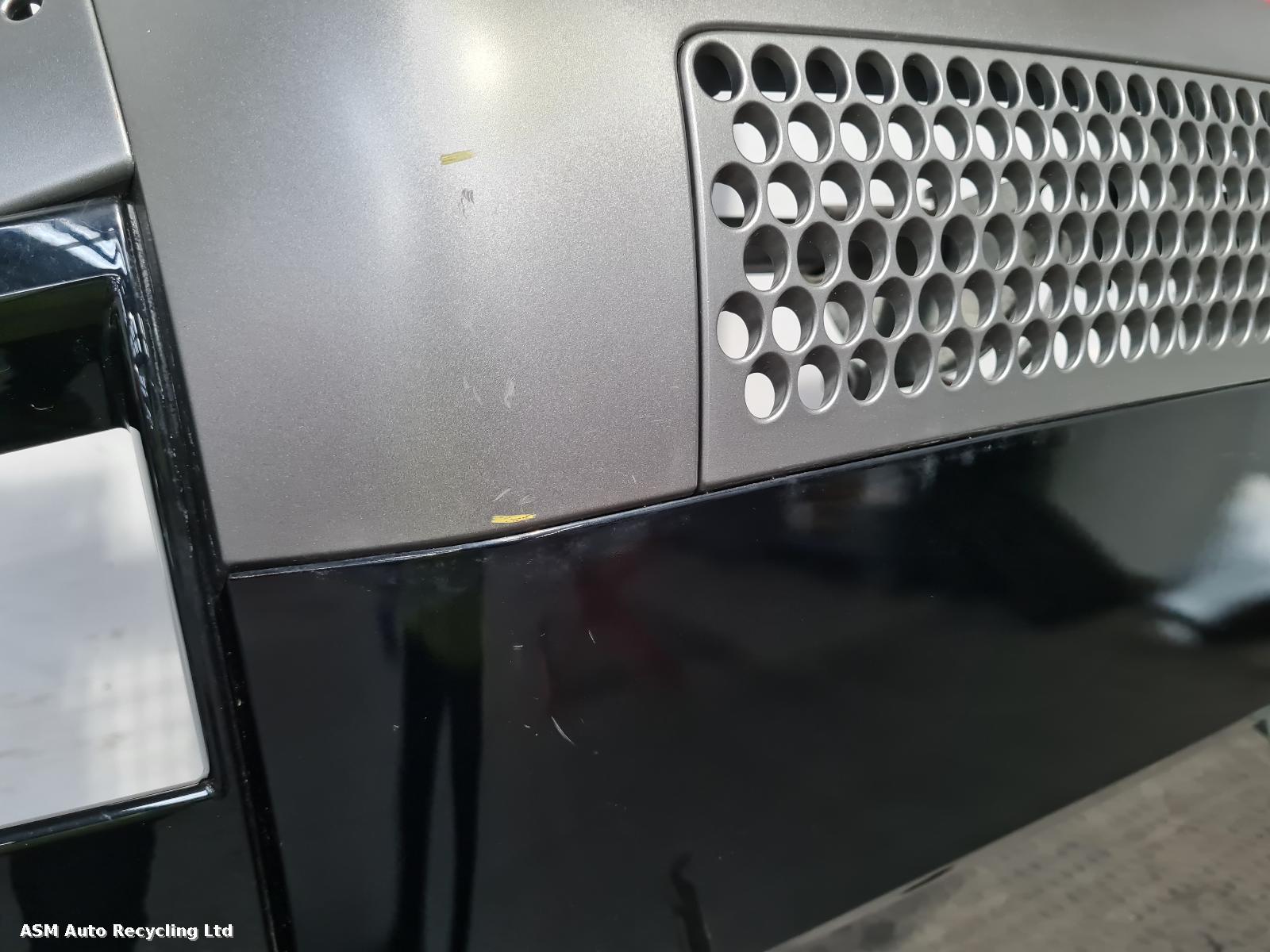 View Auto part Front Bumper Land Rover Defender 2024