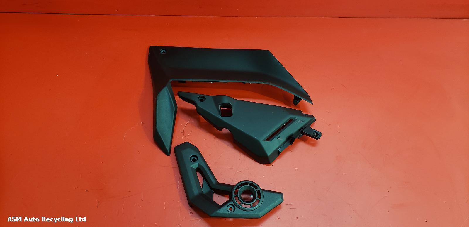 View Auto part Side Panel Right Kawasaki Ex 650 Spfan 2023
