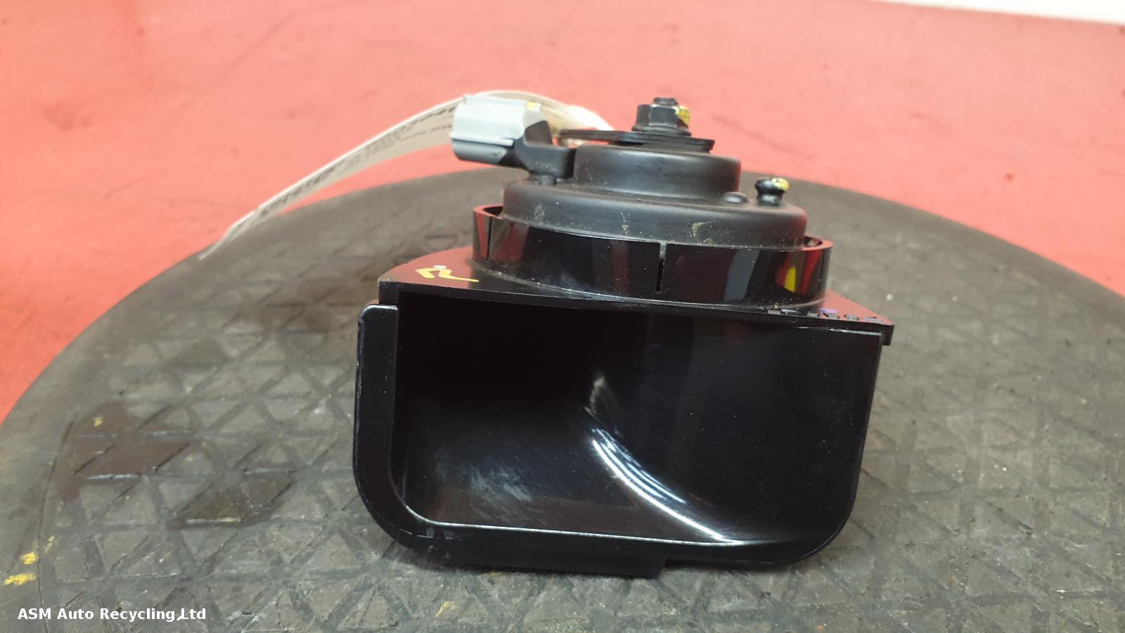 View Auto part Horn Honda Gl1800 Goldwing 2019