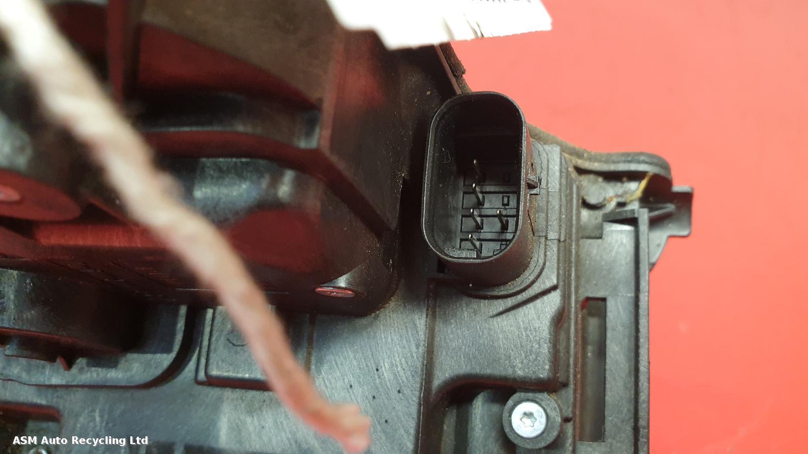 View Auto part Door Lock Assembly Bmw X3 2021