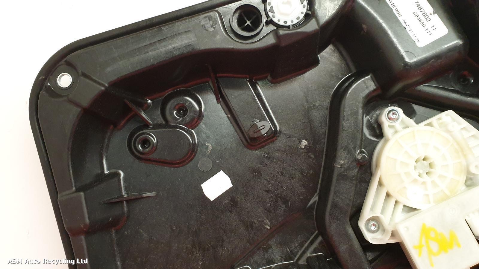 View Auto part RR Window Regulator Bmw X3 2021