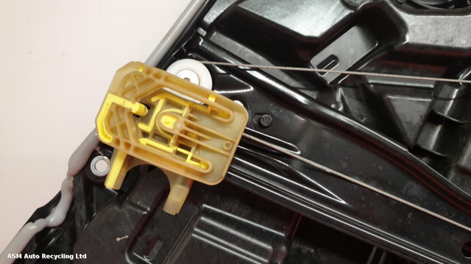 View Auto part RR Window Regulator Bmw X3 2021