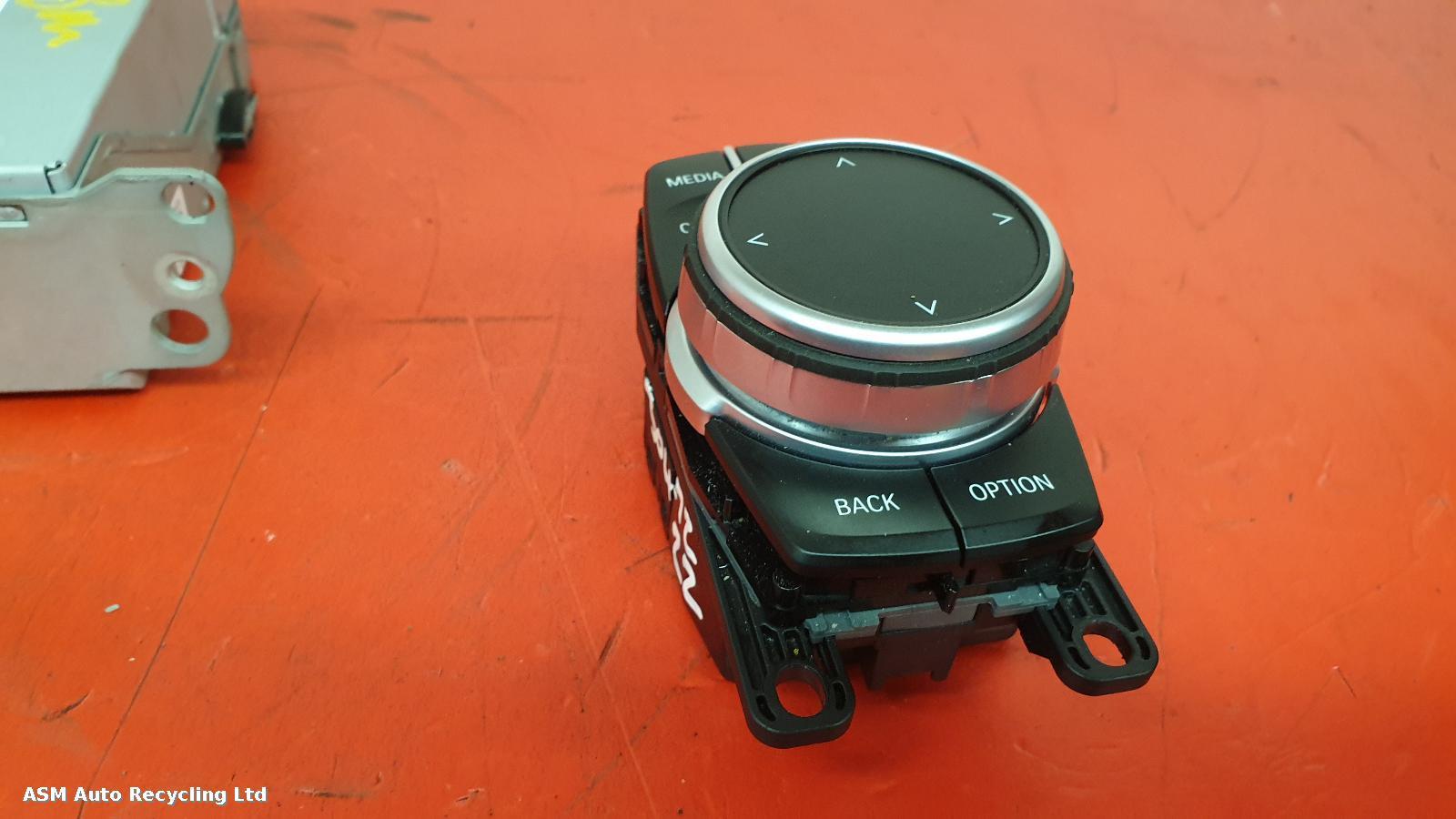 View Auto part A/V Equipment Bmw X3 2021