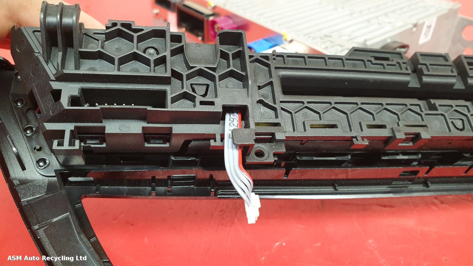 View Auto part A/V Equipment Bmw X3 2021