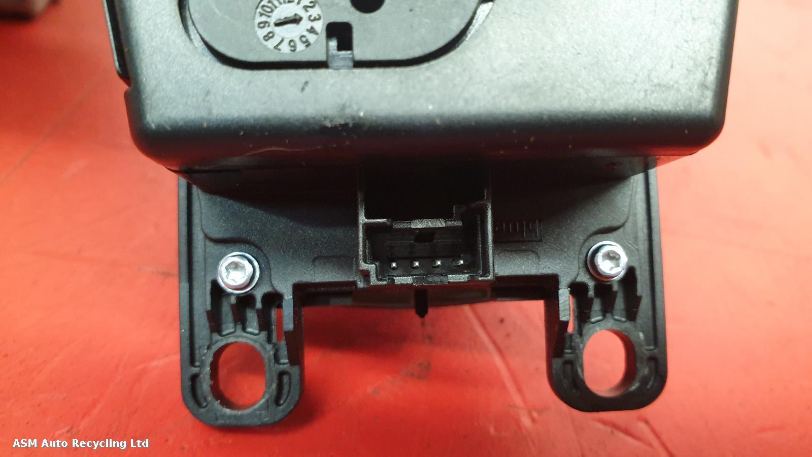 View Auto part A/V Equipment Bmw X3 2021