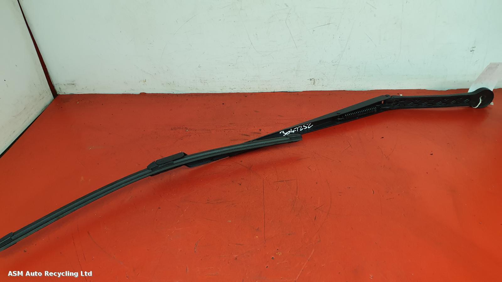 View Auto part Wiper Arm Bmw X3 2021
