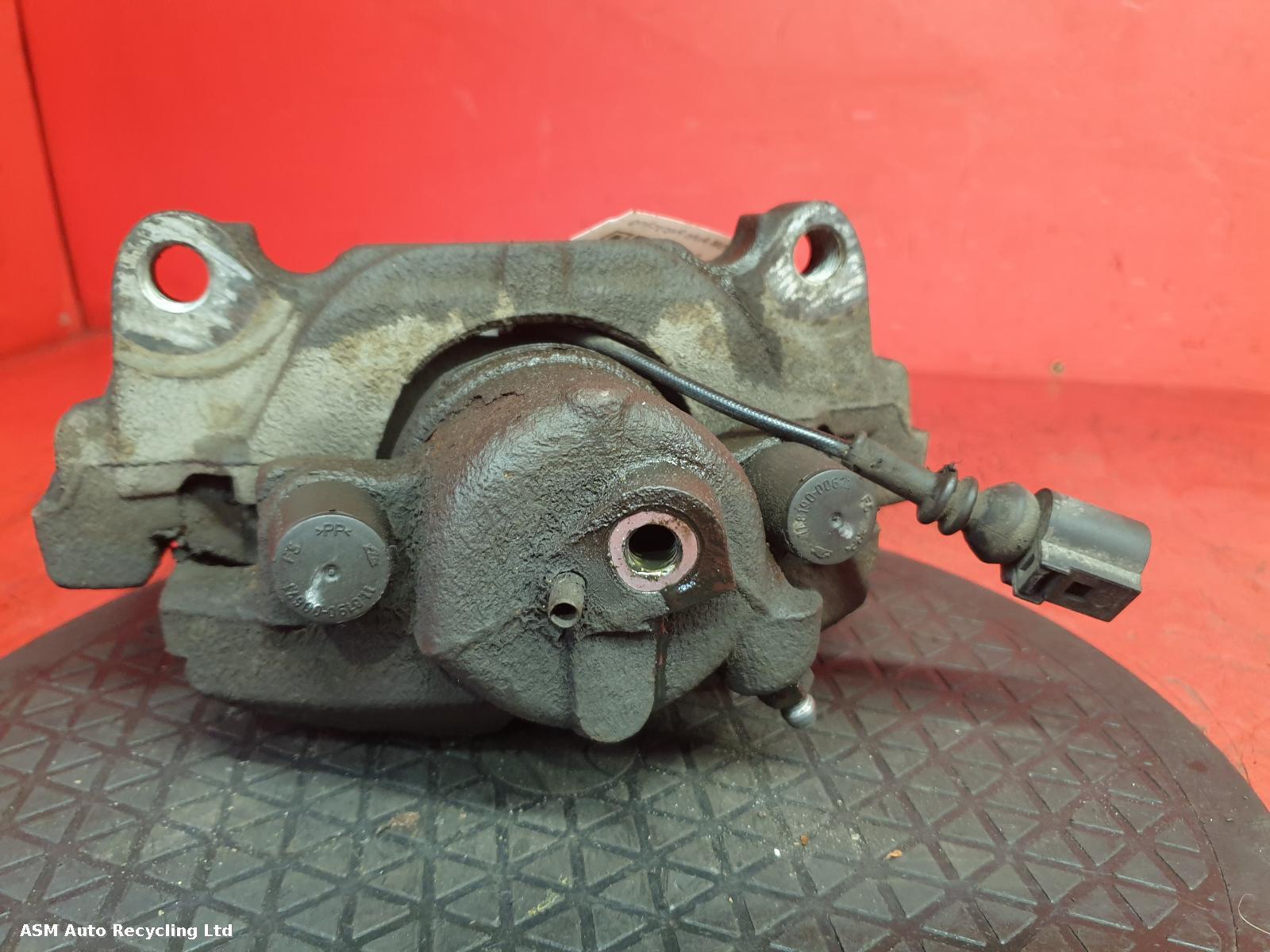 View Auto part Caliper Volkswagen Golf 2009