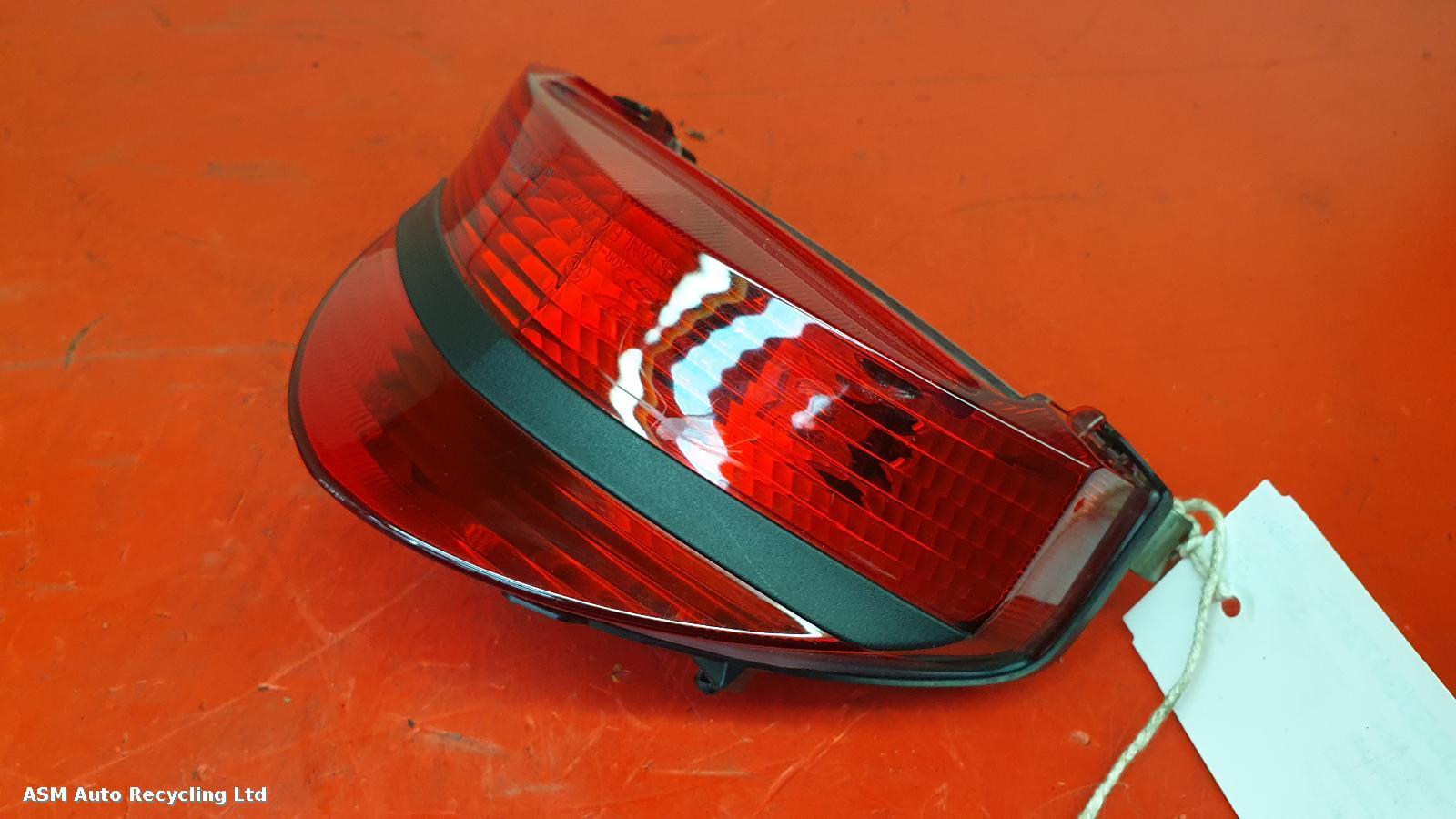 View Auto part Taillight Honda Cbr900 2001