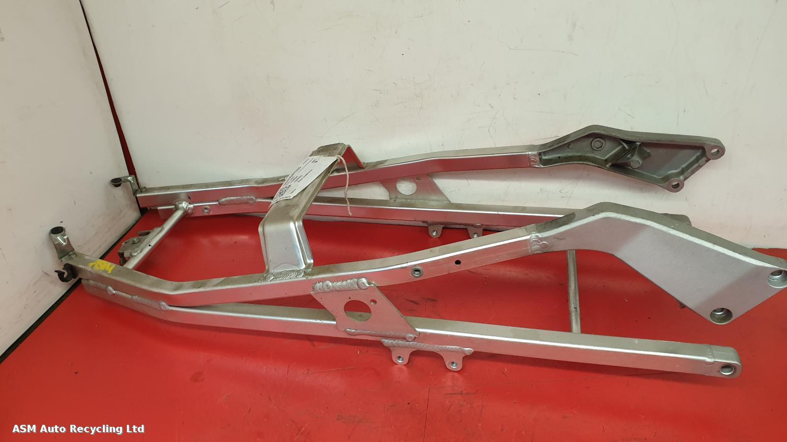View Auto part Rear Subframe Honda Cbr900 2001