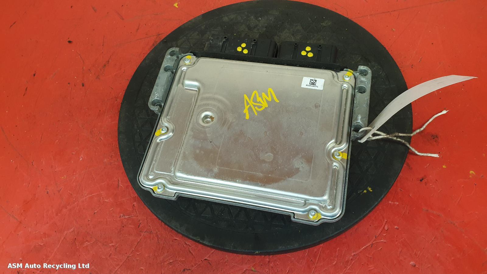 View Auto part ECU Citroen C3 Picasso 2015