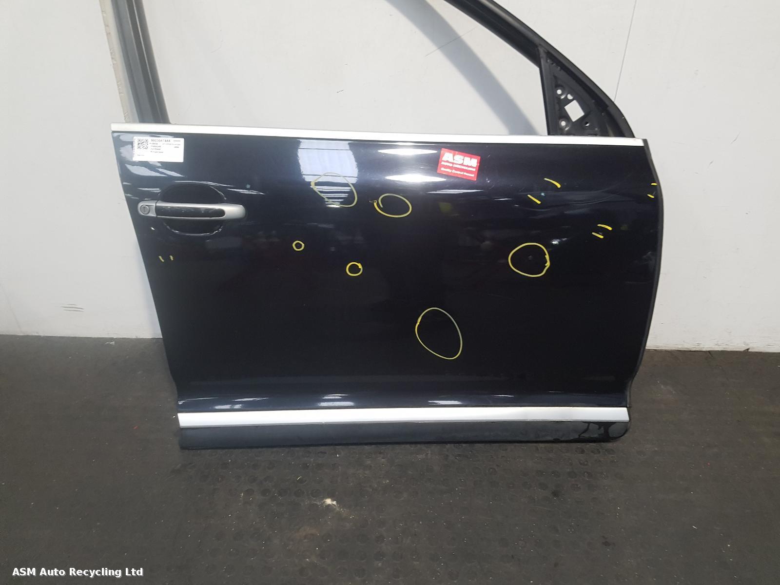 View Auto part R Front Door Porsche Cayenne 2004