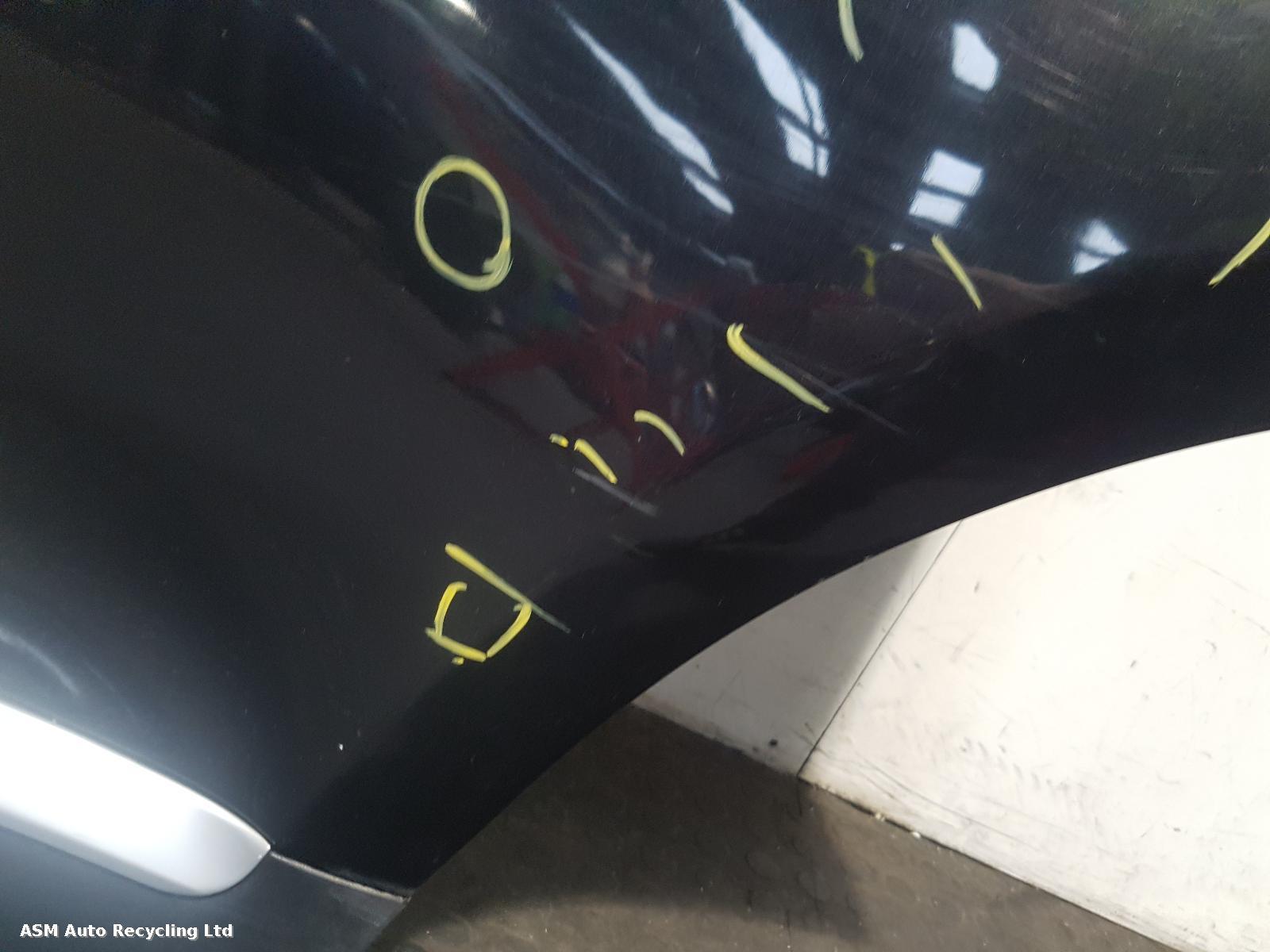 View Auto part L Rear Door Porsche Cayenne 2004