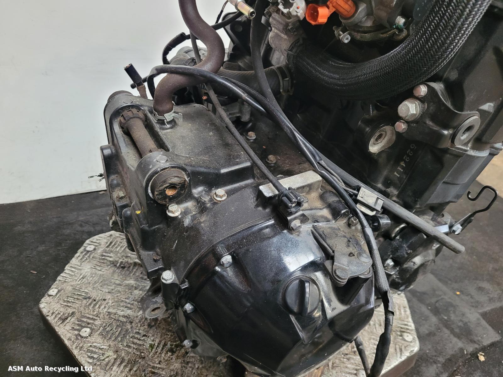 View Auto part Engine Kawasaki Z1000sx 2015