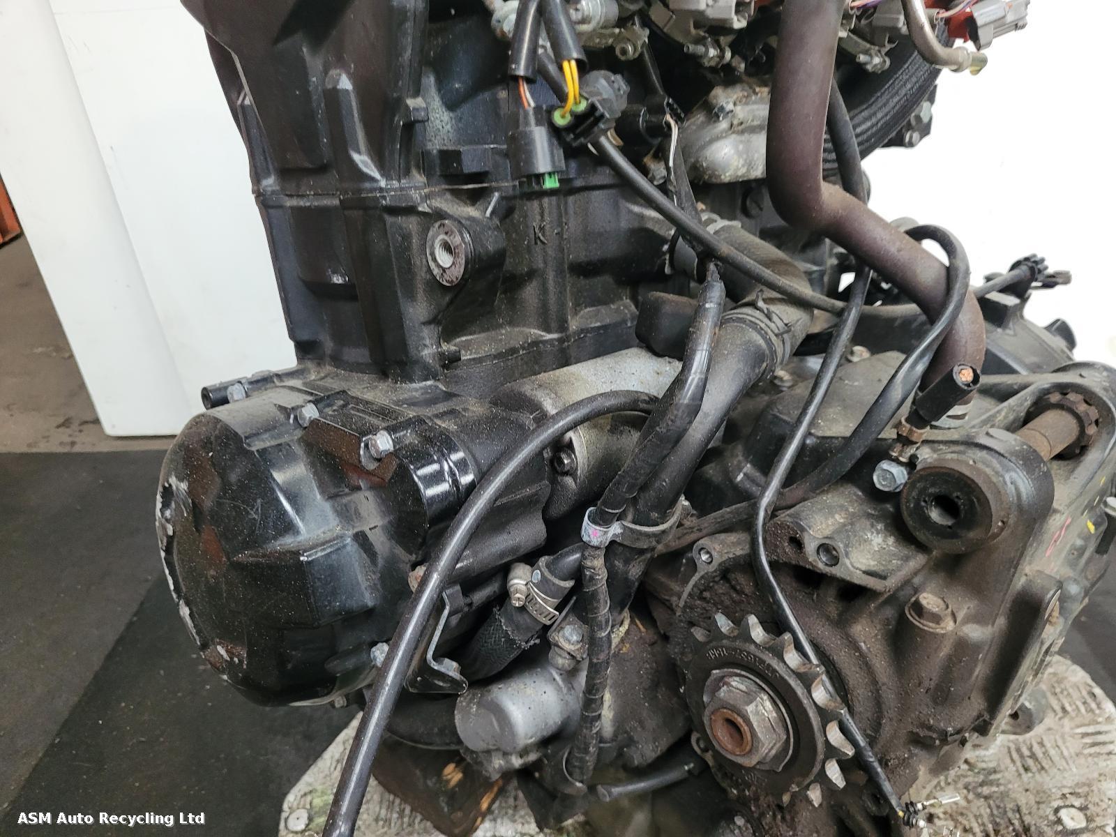 View Auto part Engine Kawasaki Z1000sx 2015