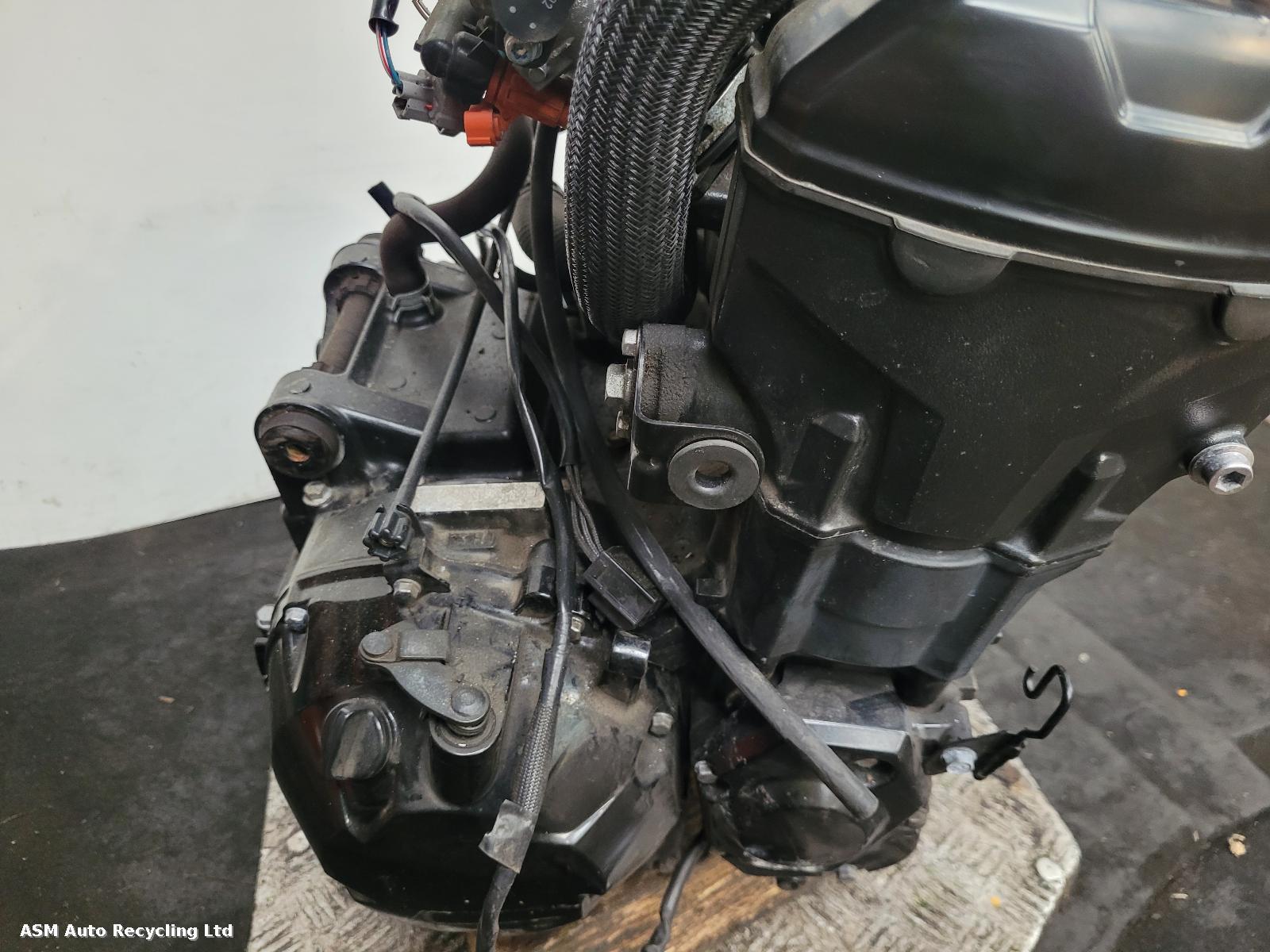 View Auto part Engine Kawasaki Z1000sx 2015